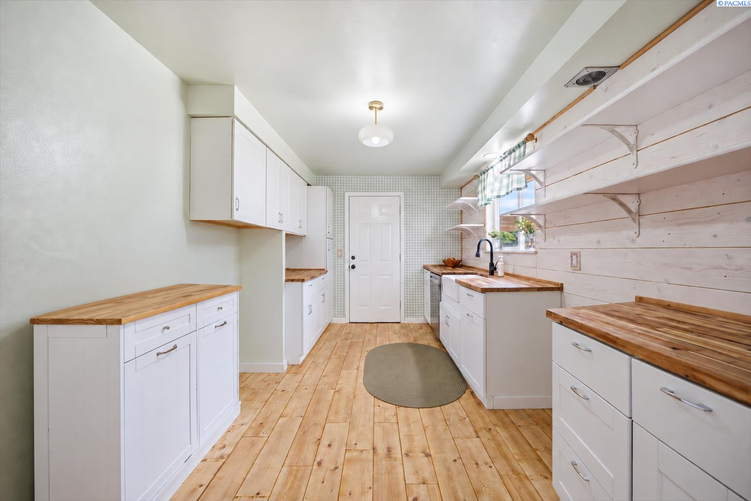 1807 Stevens — photo