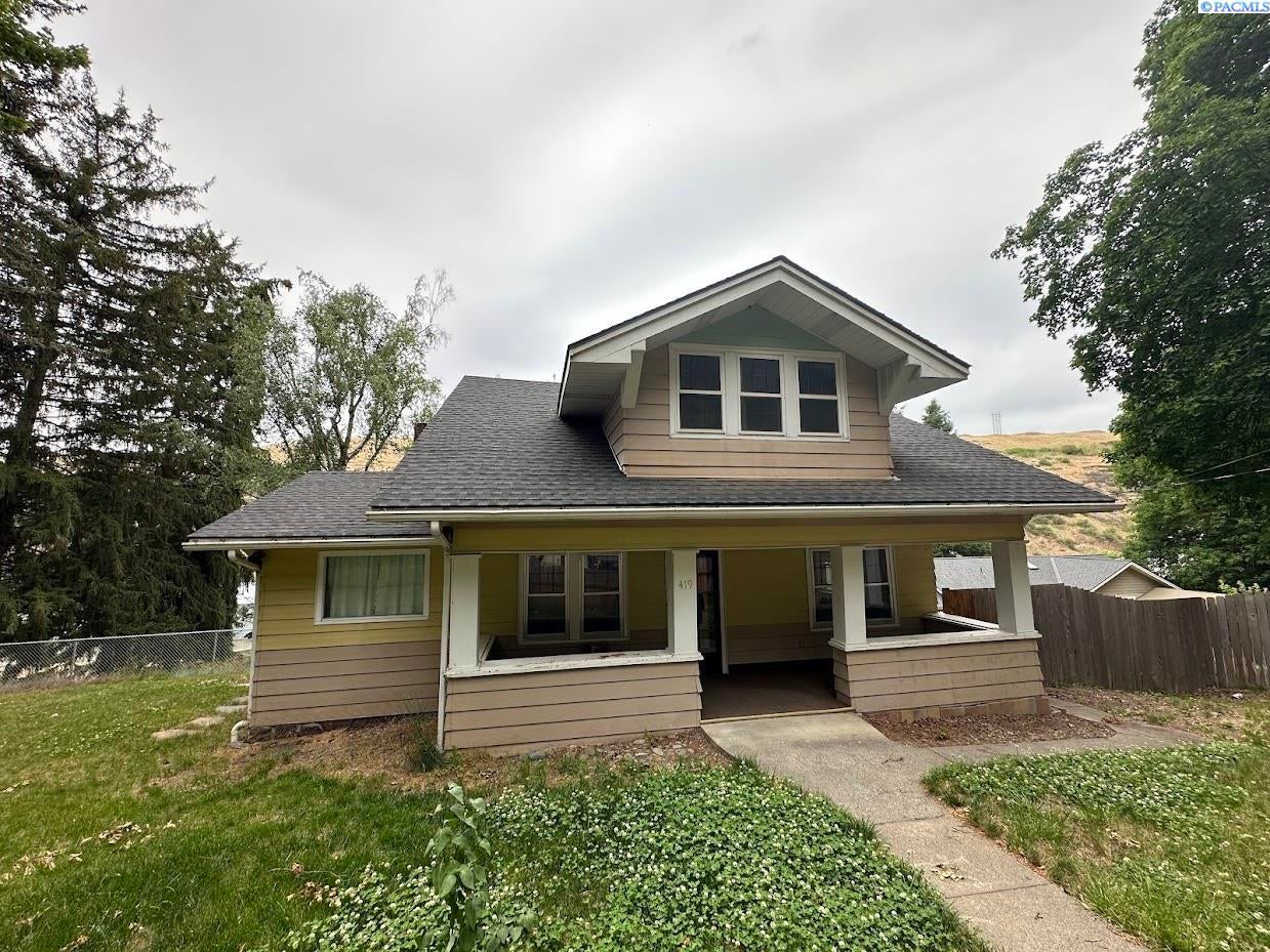 419 E Upper a St. — photo