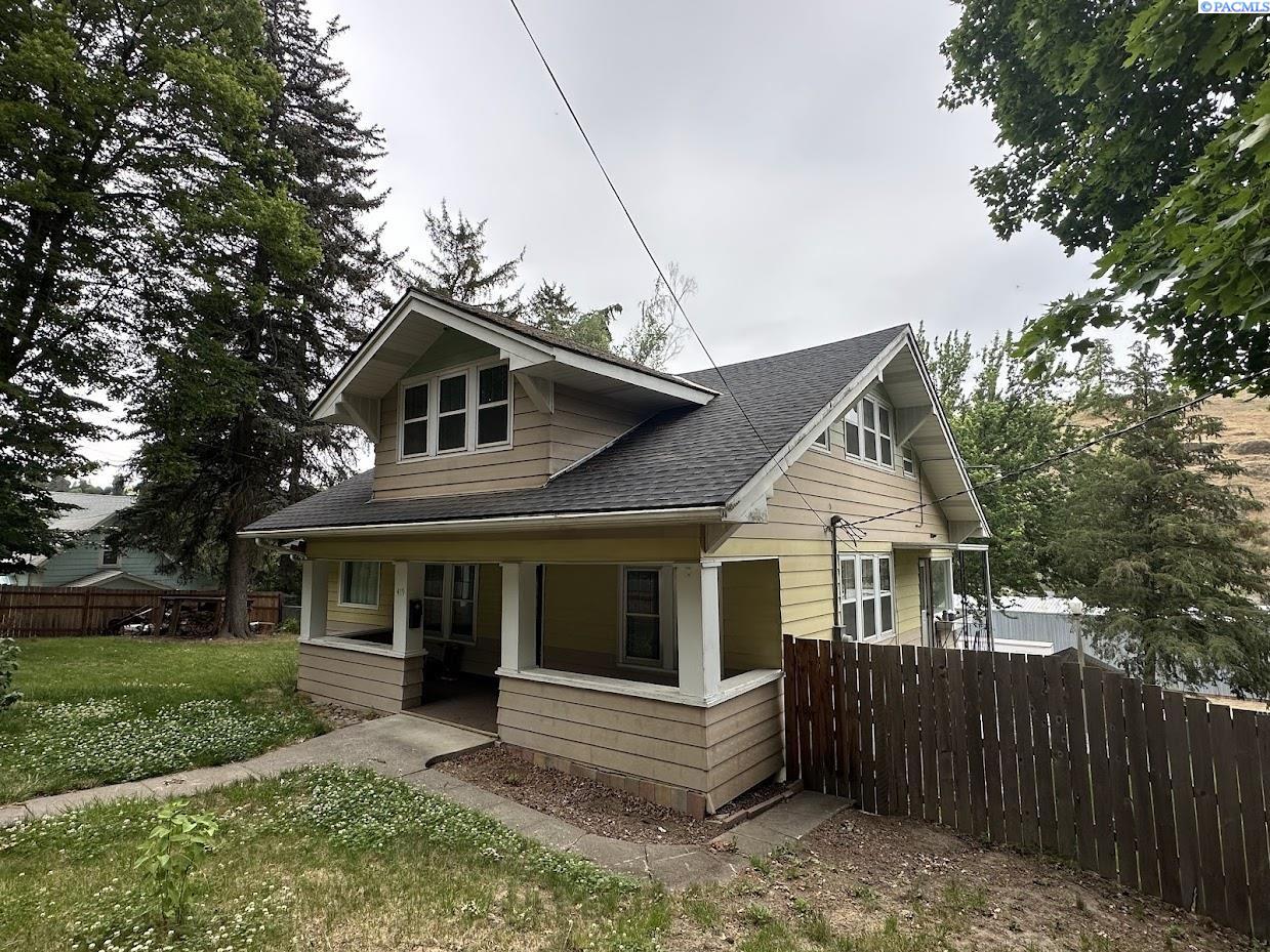 419 E Upper A Street, Colfax, WA 99111 — photo 2
