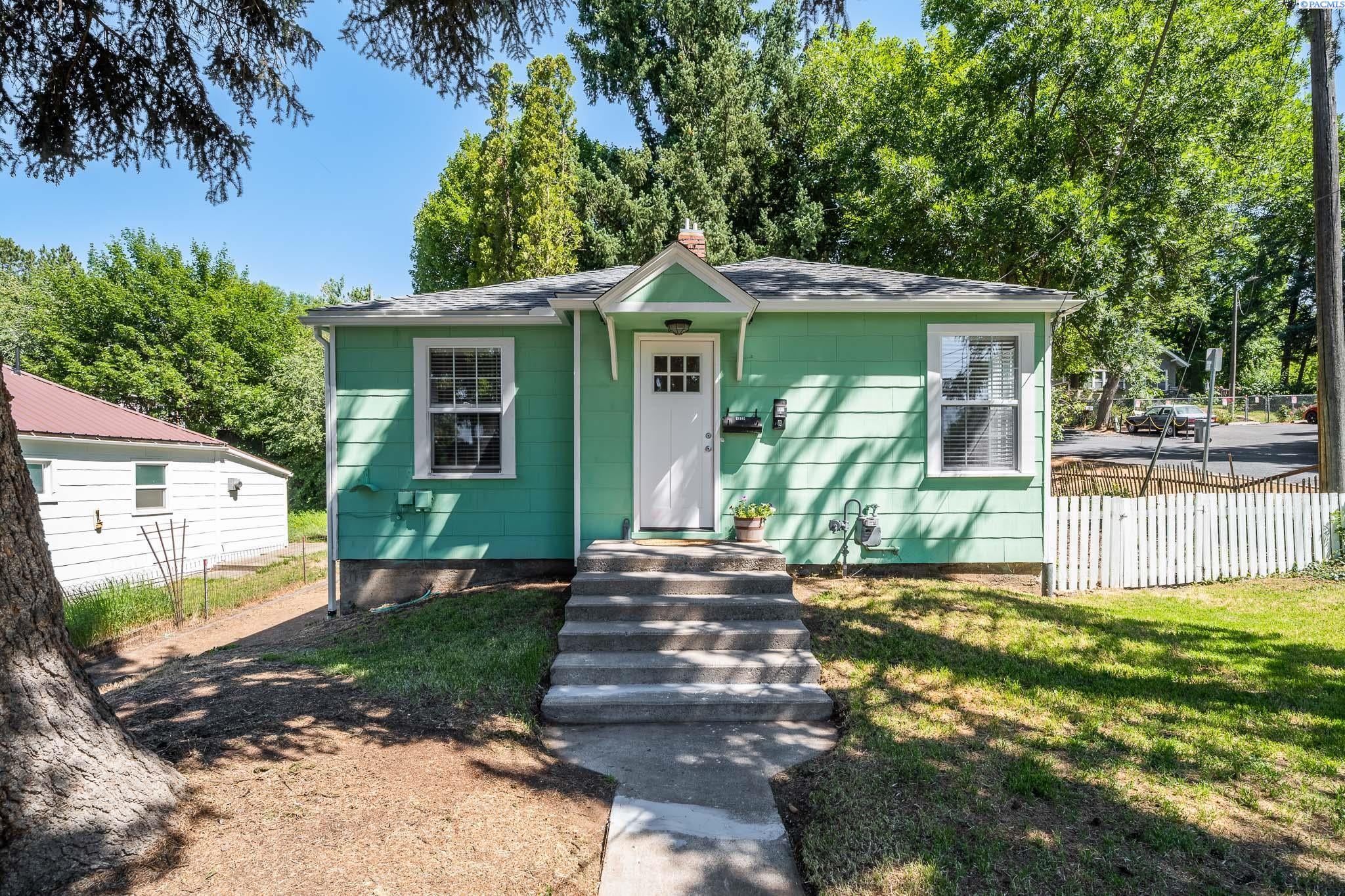 1320 NE Mcgee — photo