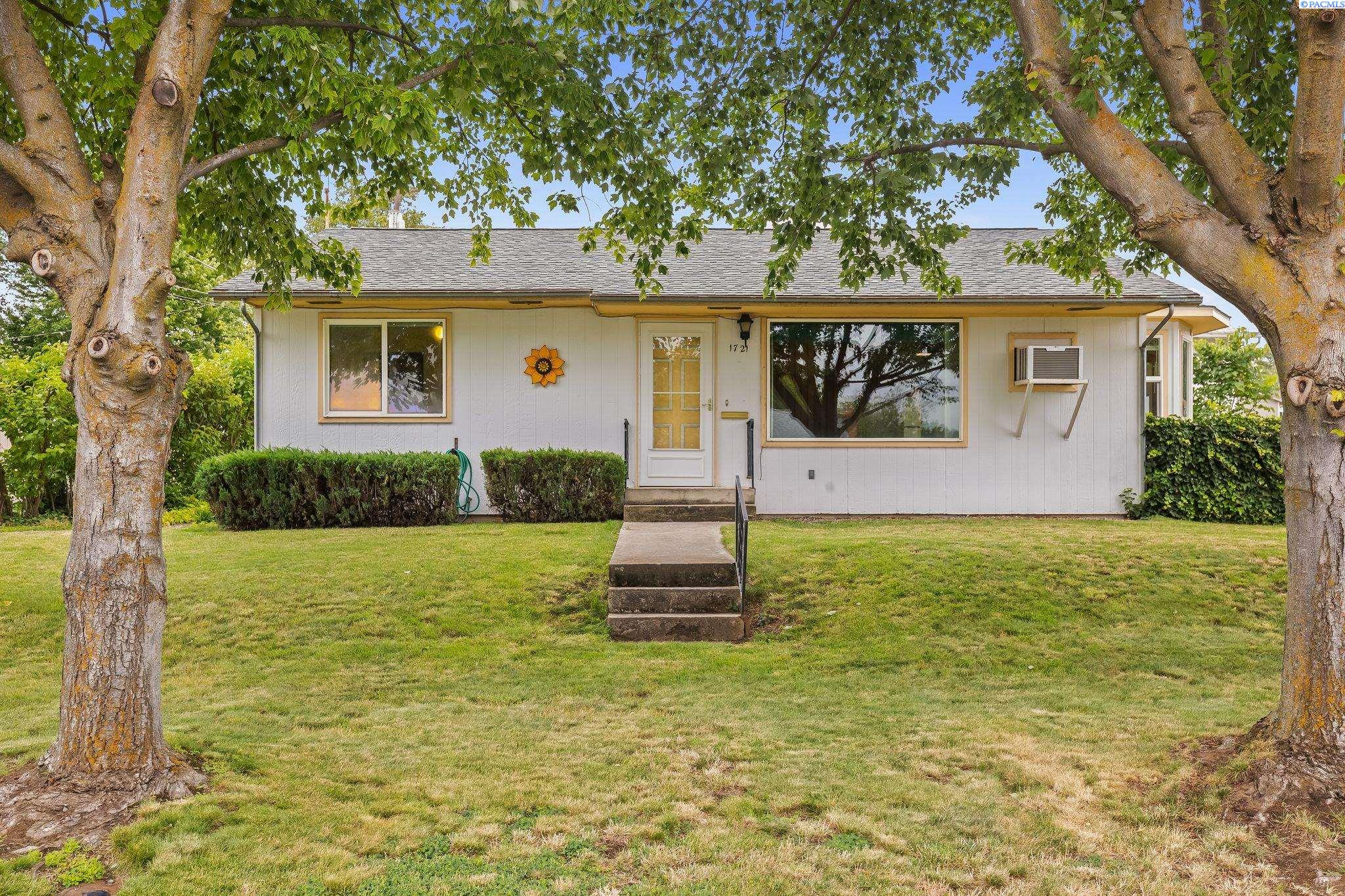 1721 3rd Street — photo
