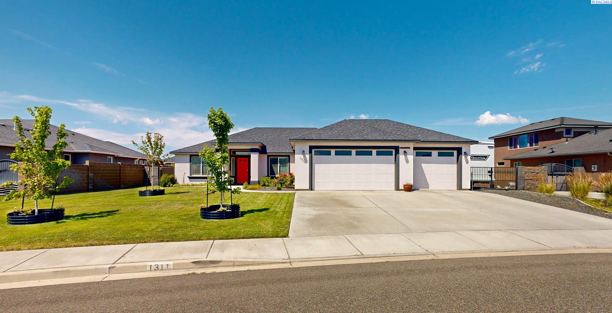 1311 Platinum Place — photo