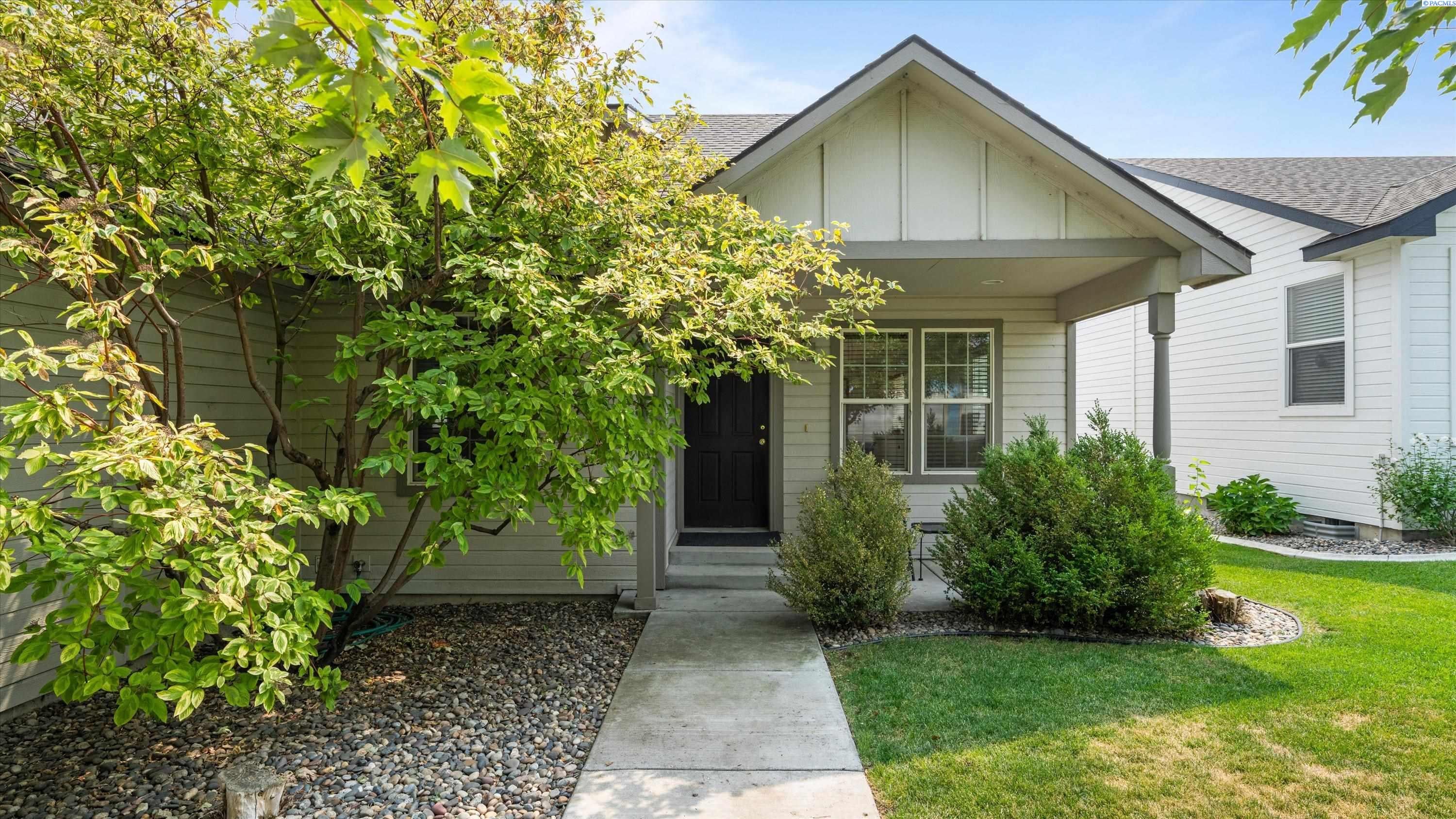 146 Henley Dr — photo