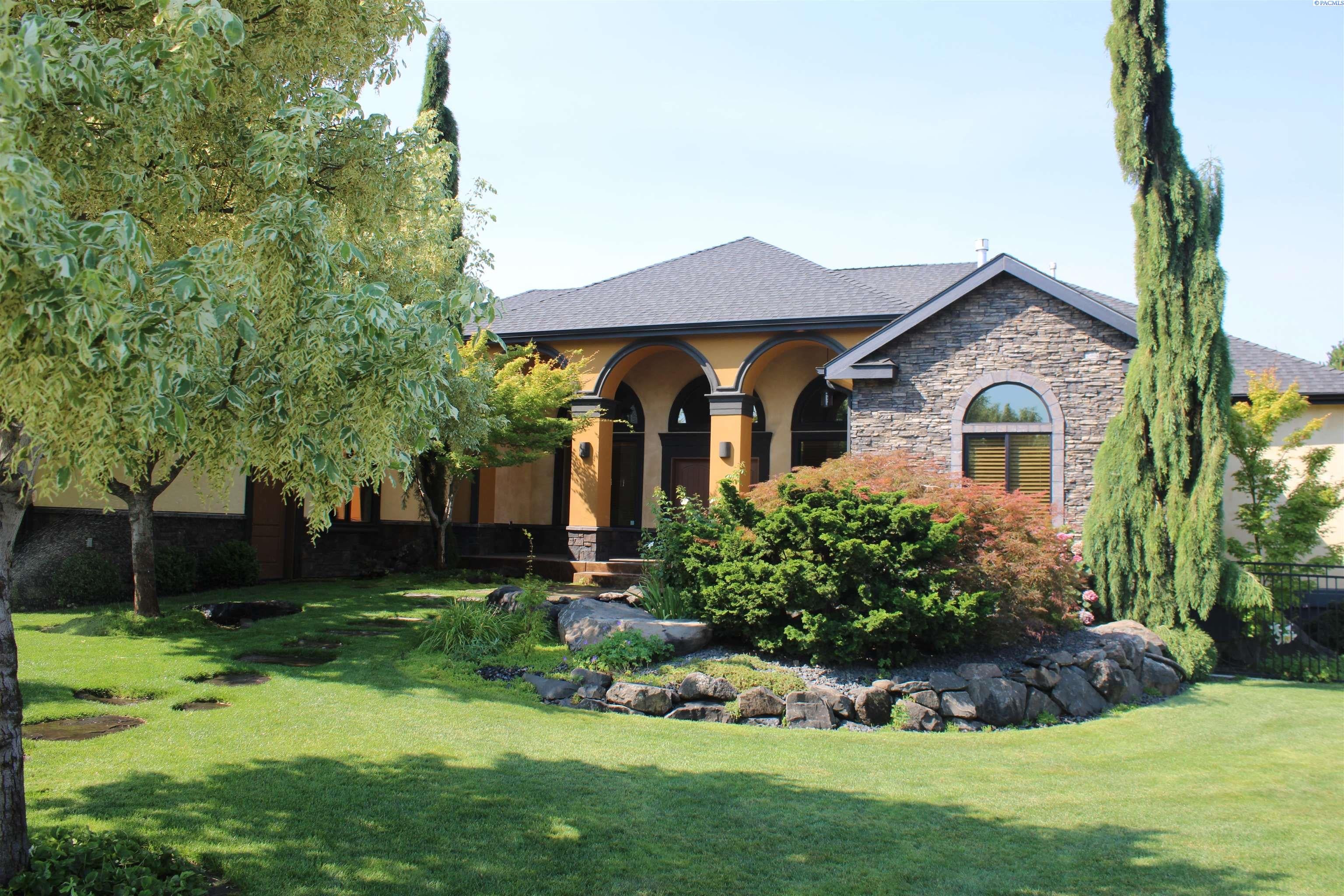 922 W Allenwhite Dr. — photo
