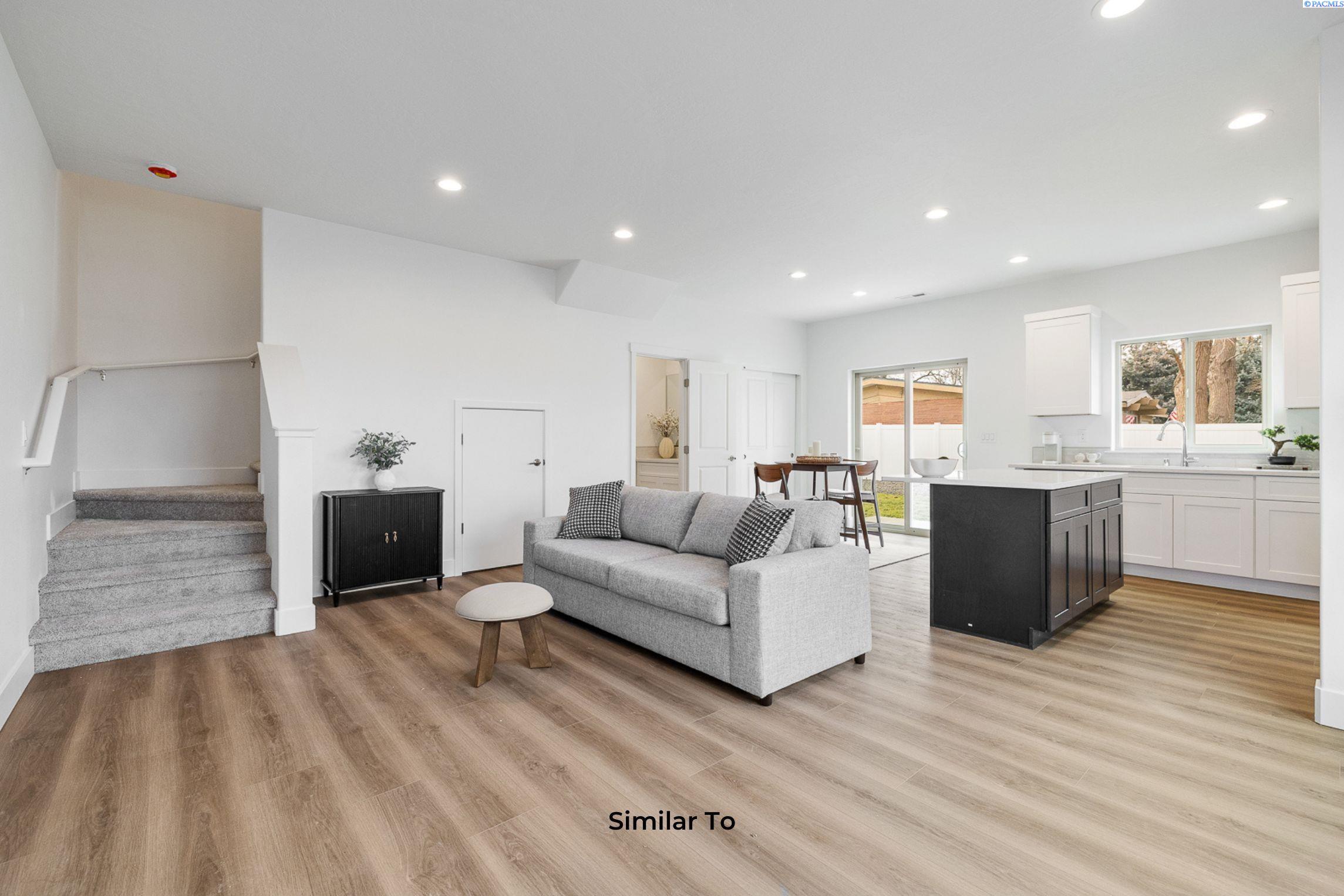 7578 Grapevine Court — photo