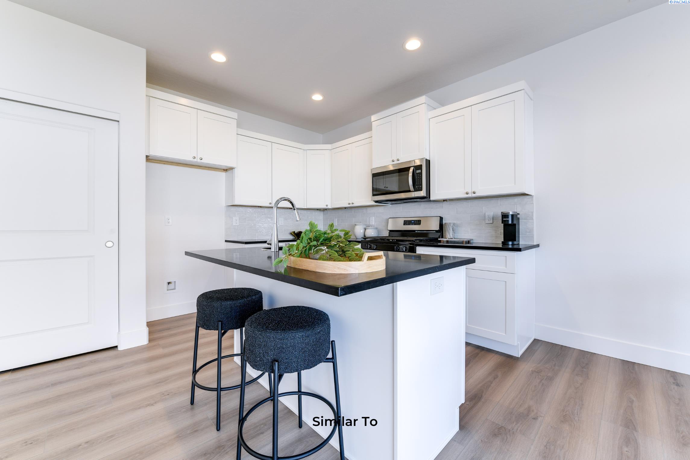7539 Grapevine Court — photo