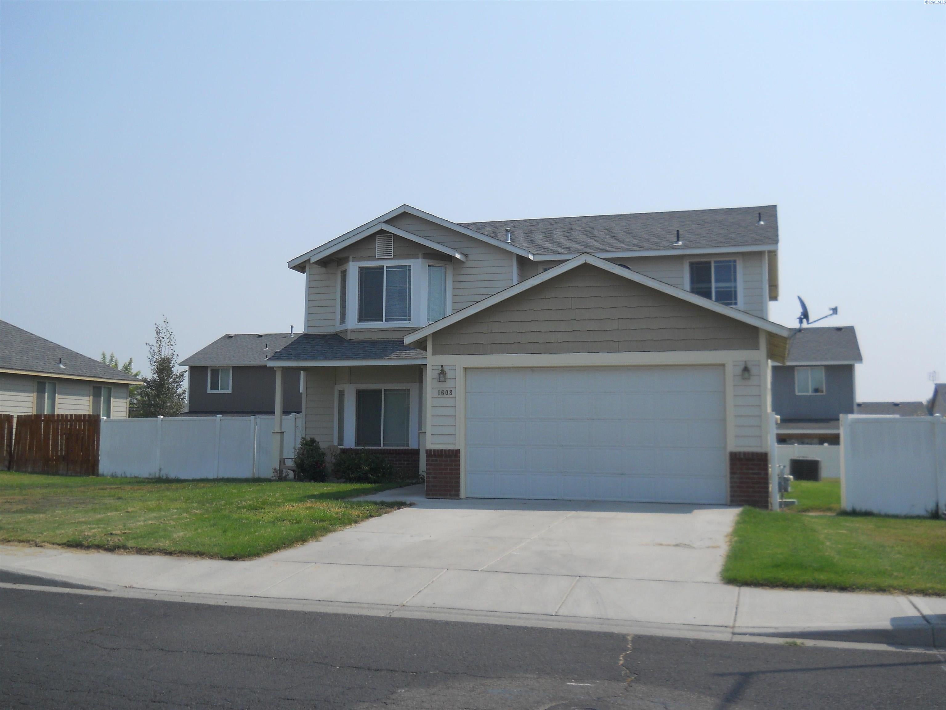 1608 Bountiful Avenue — photo