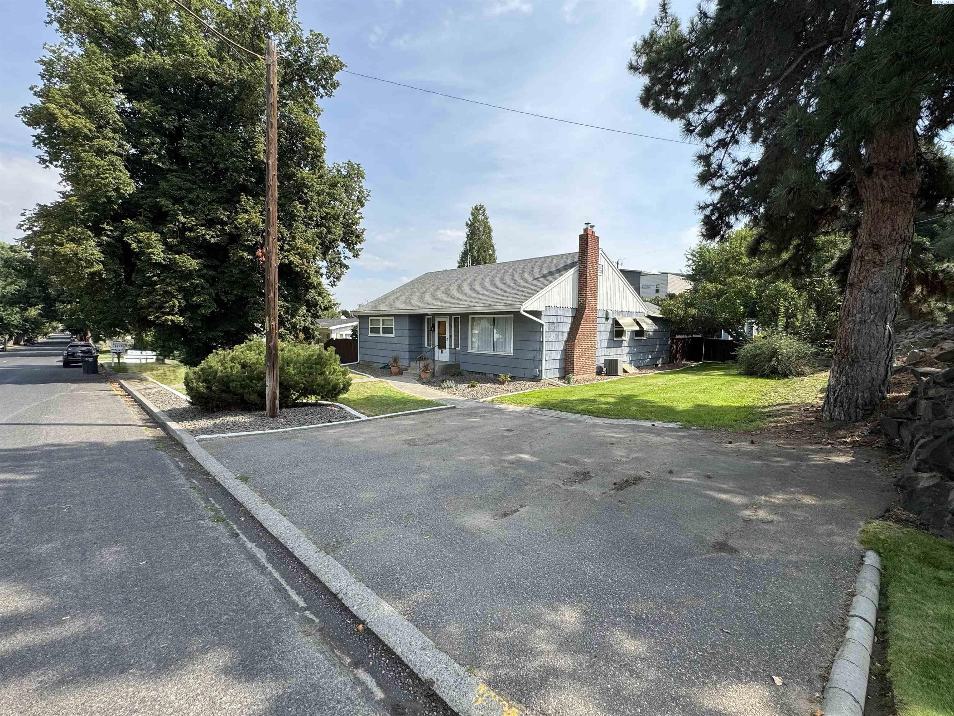 928 Market St — photo