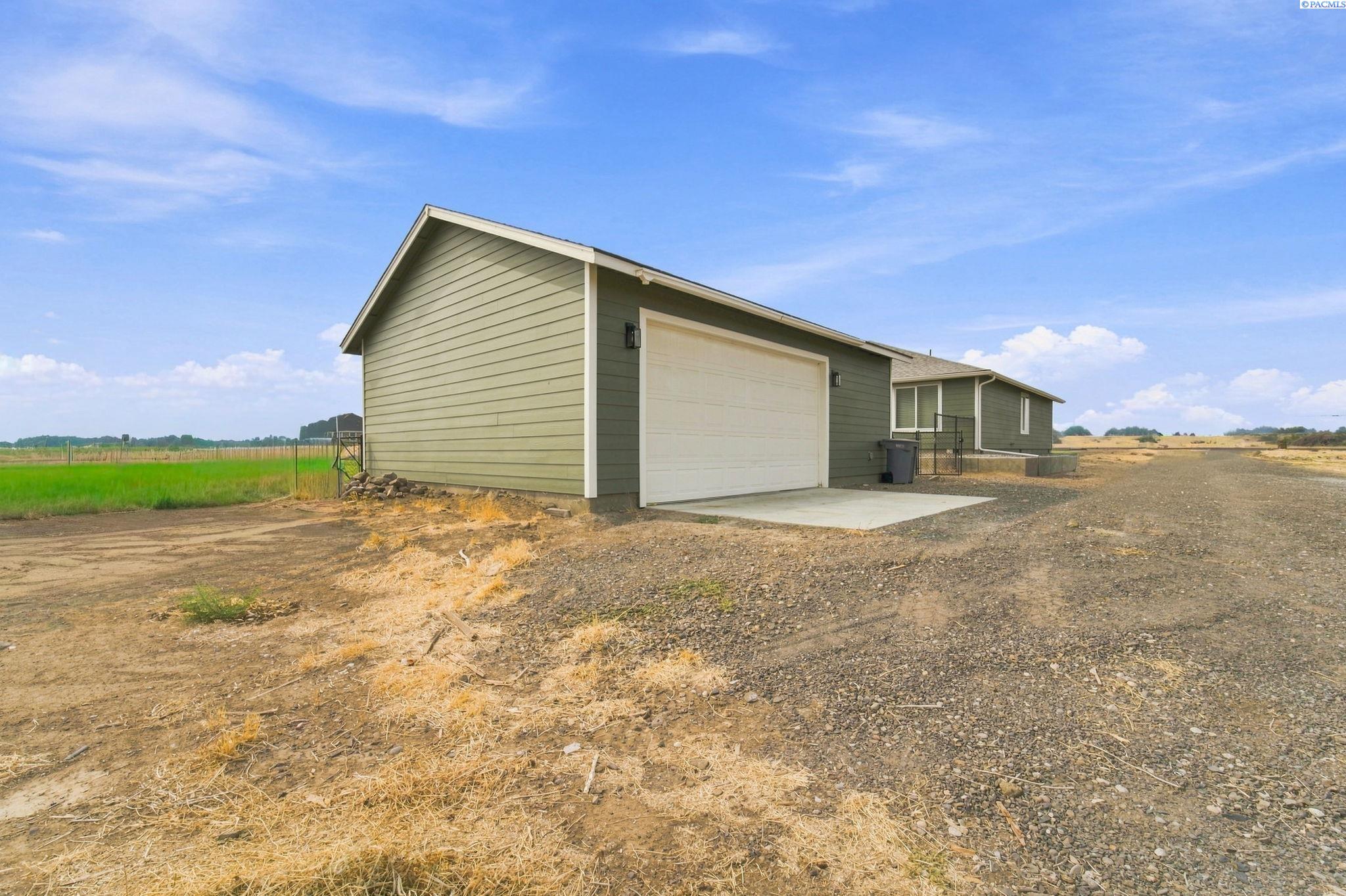 11617 Missimer Rd, Prosser, WA 99350 — photo 2