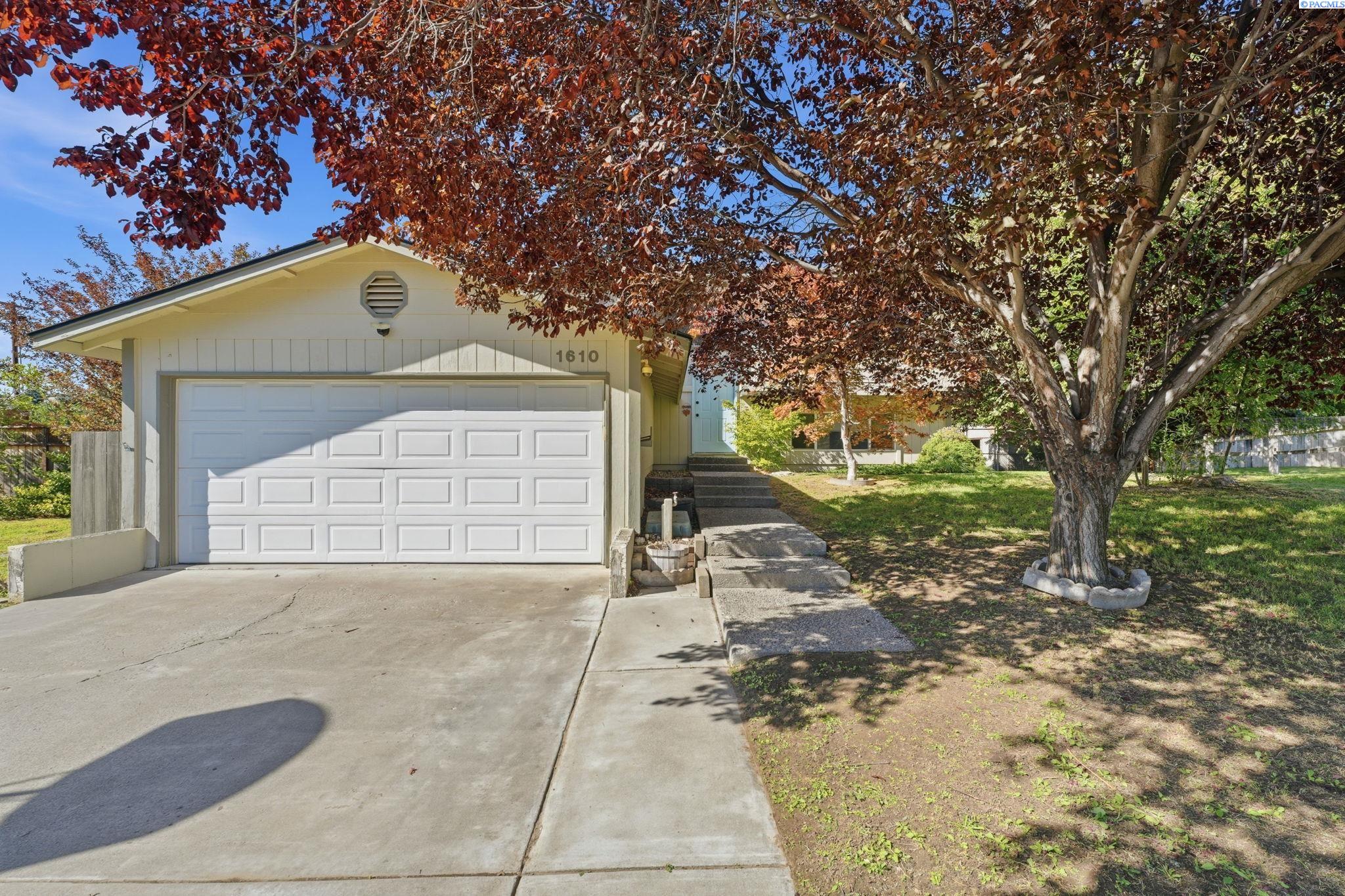 1610 Teal Ct. — photo
