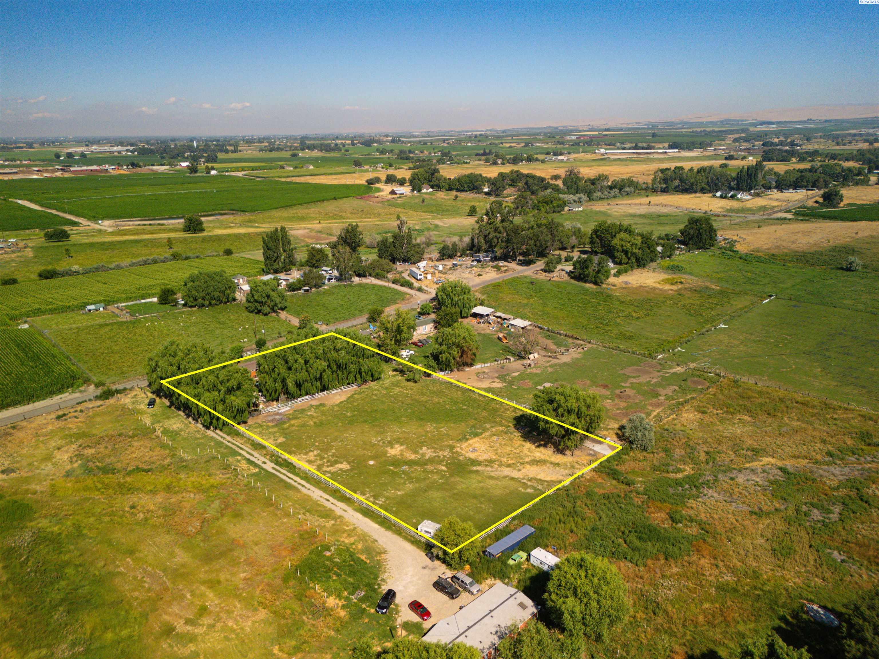 701 Arms Road, Outlook, WA 98938 — photo 2