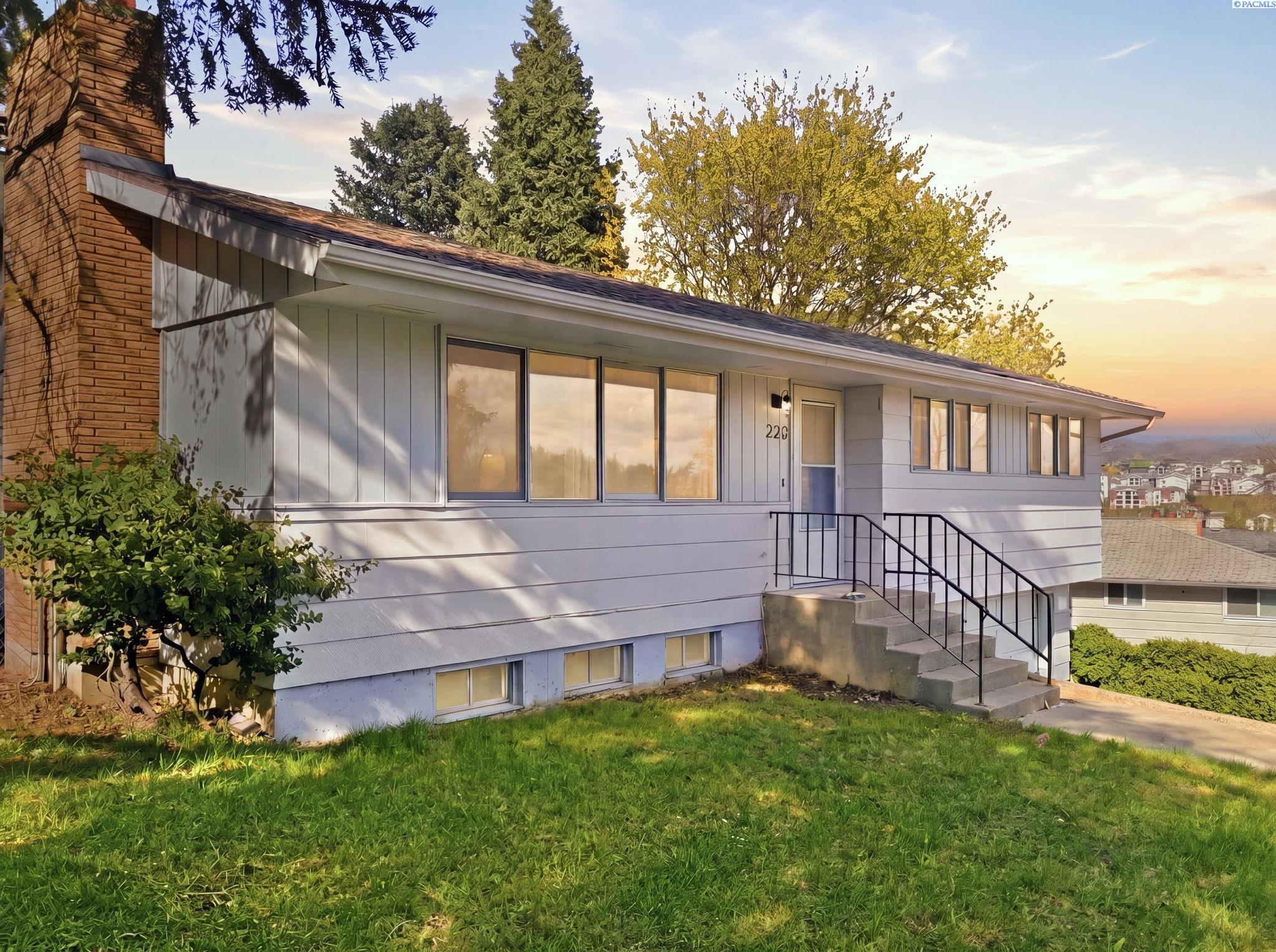 220 NW Timothy Street — photo