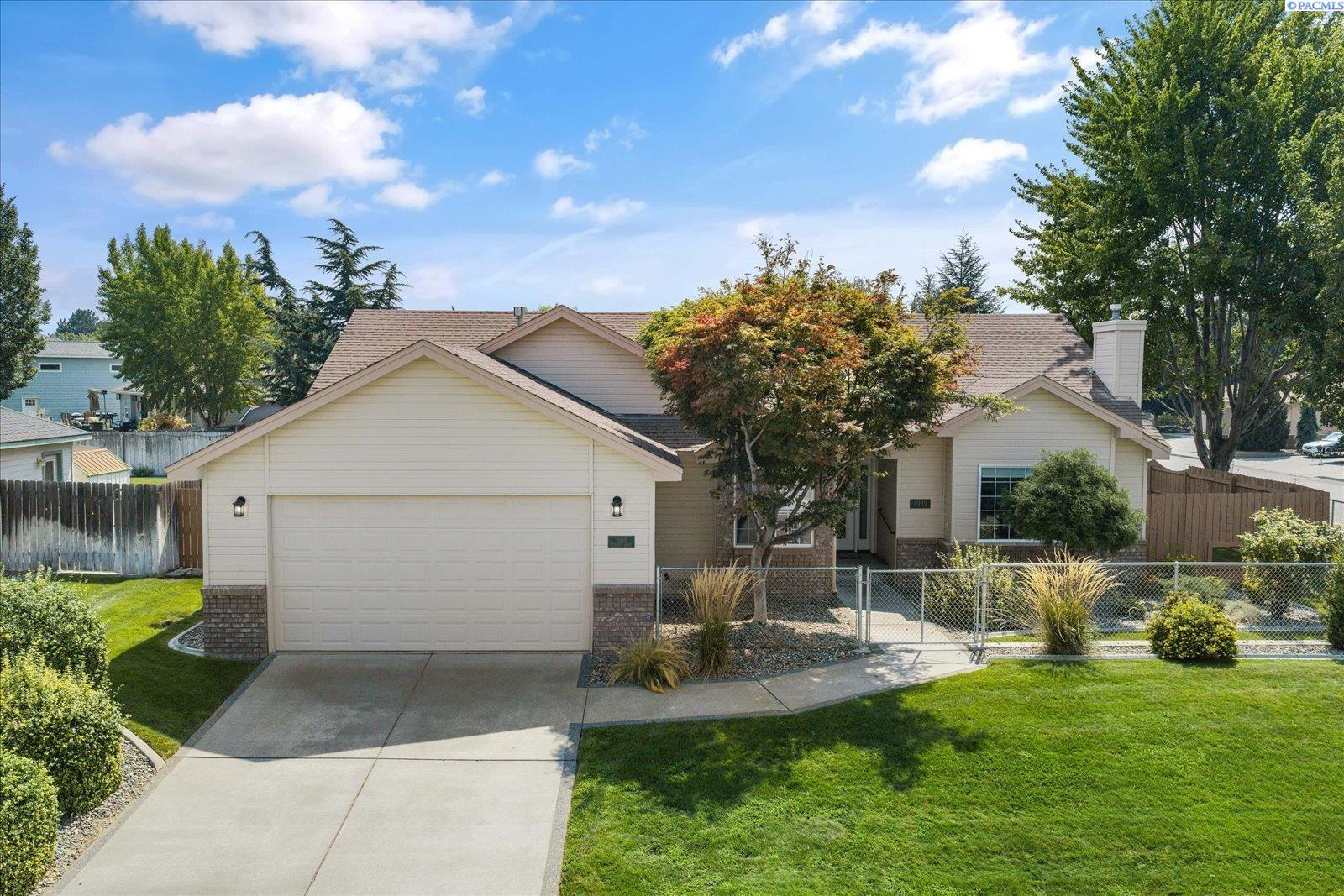 8939 W Payette Ave — photo