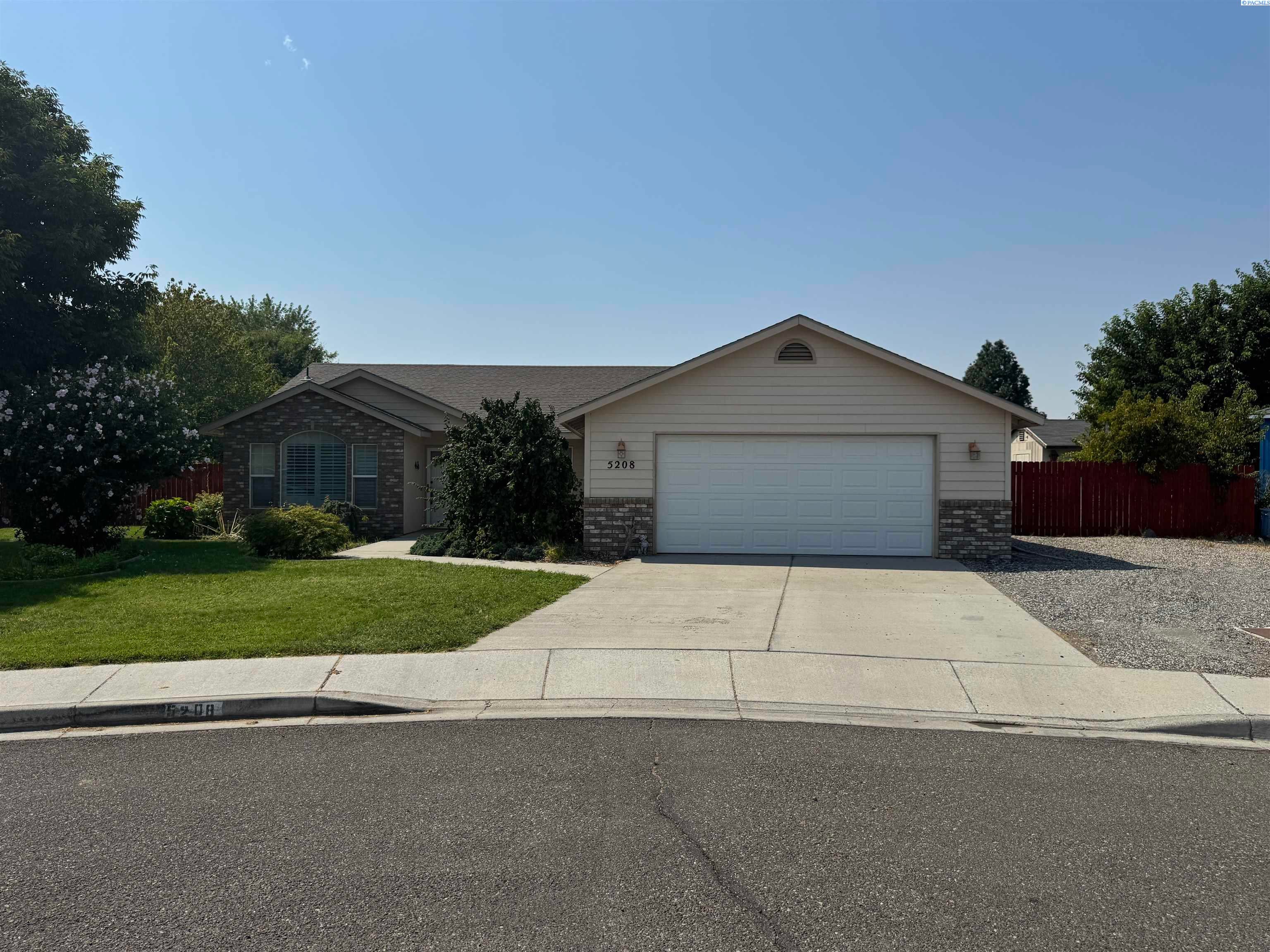 5208 Mockingbird Court — photo