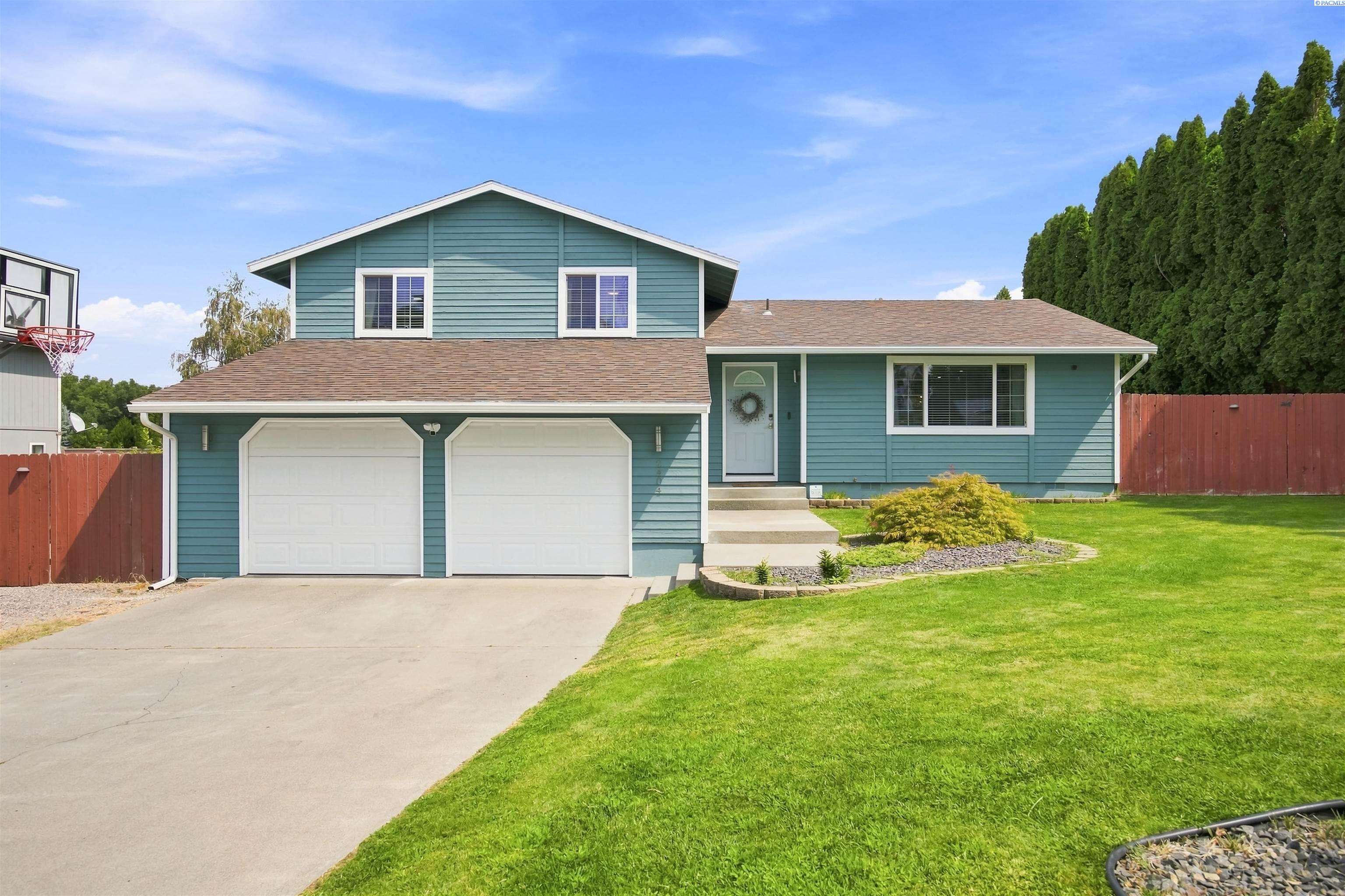 2404 Mark Ave — photo