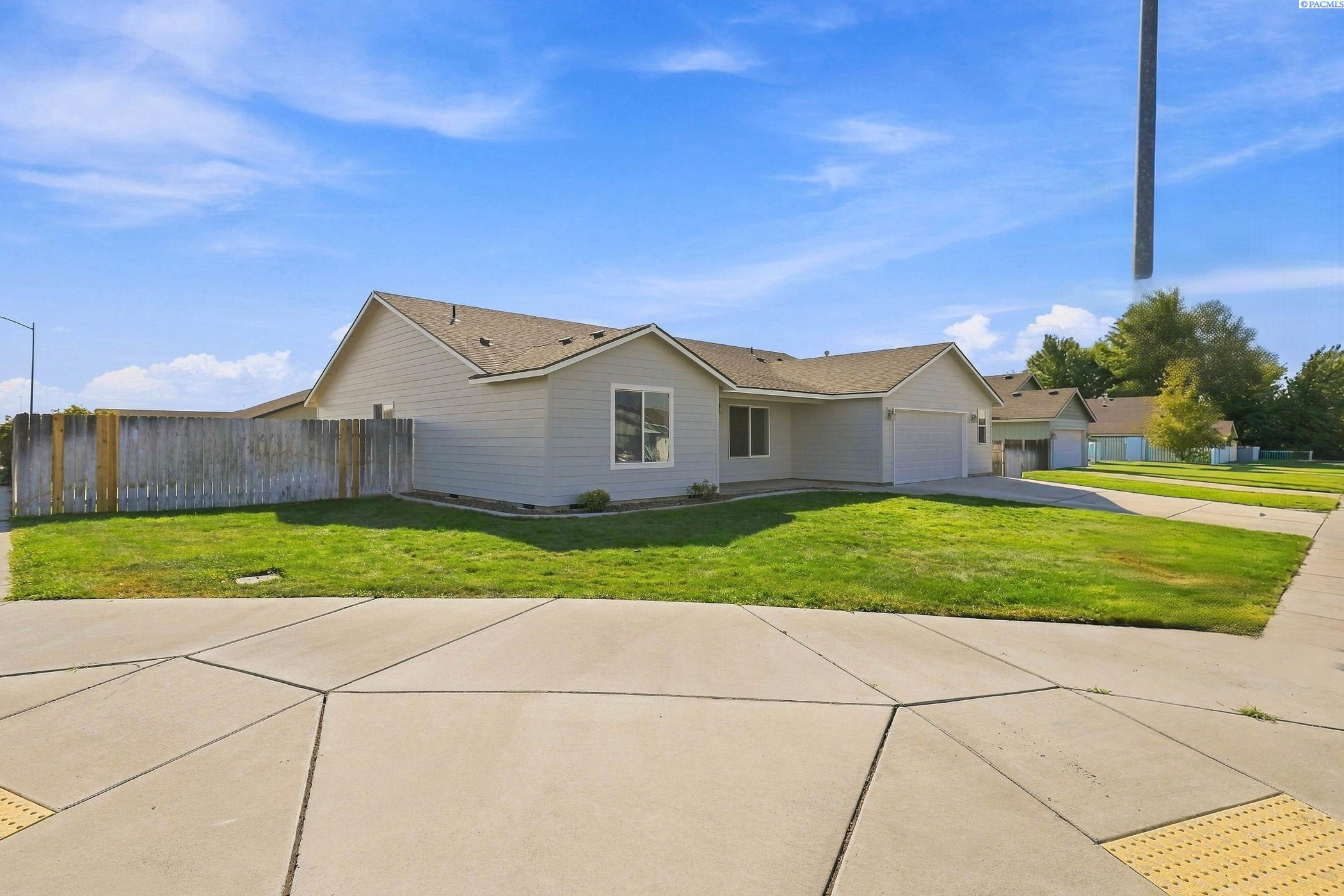 5519 Arthur Lane — photo