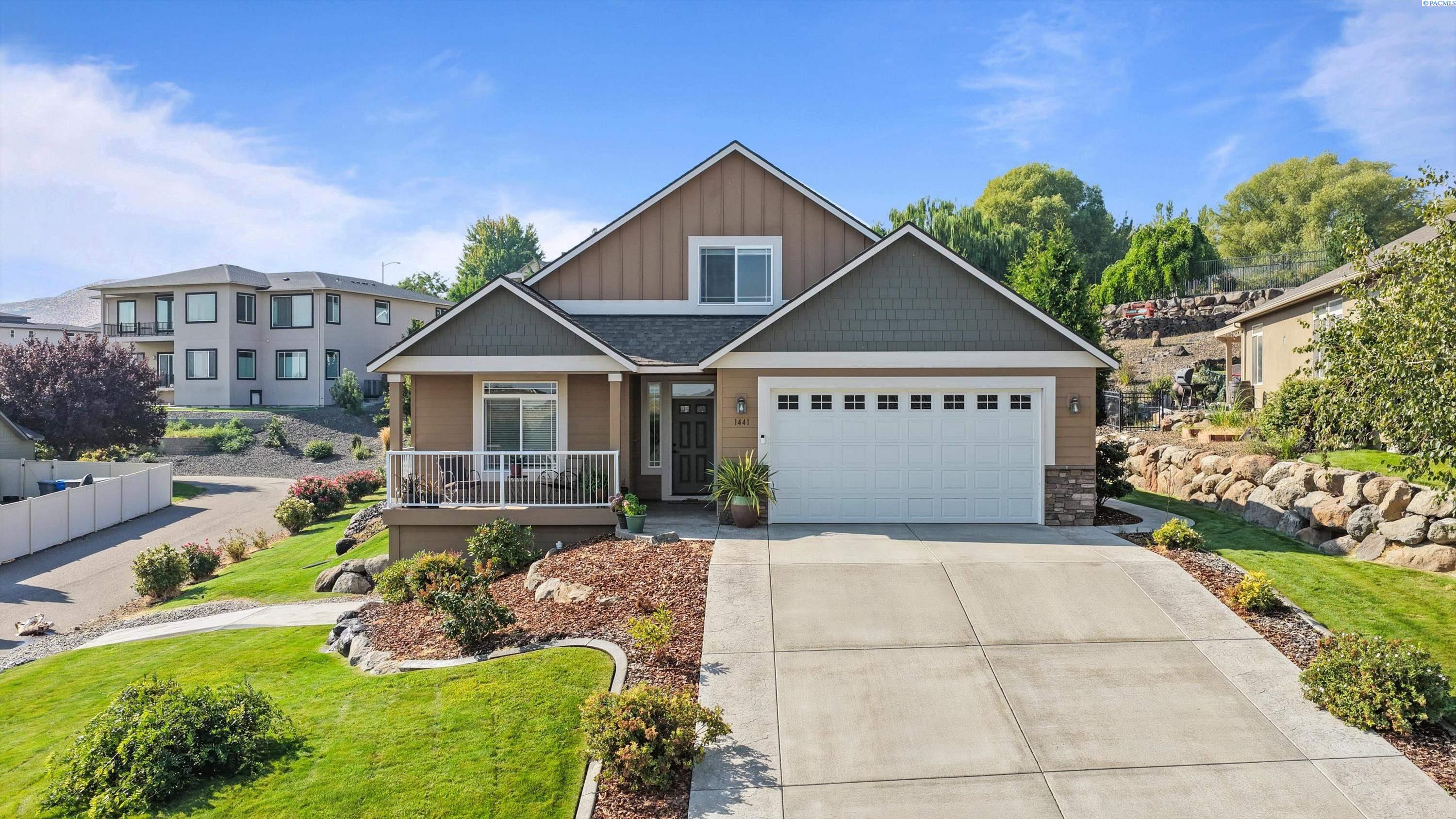 1441 Purple Sage St. — photo