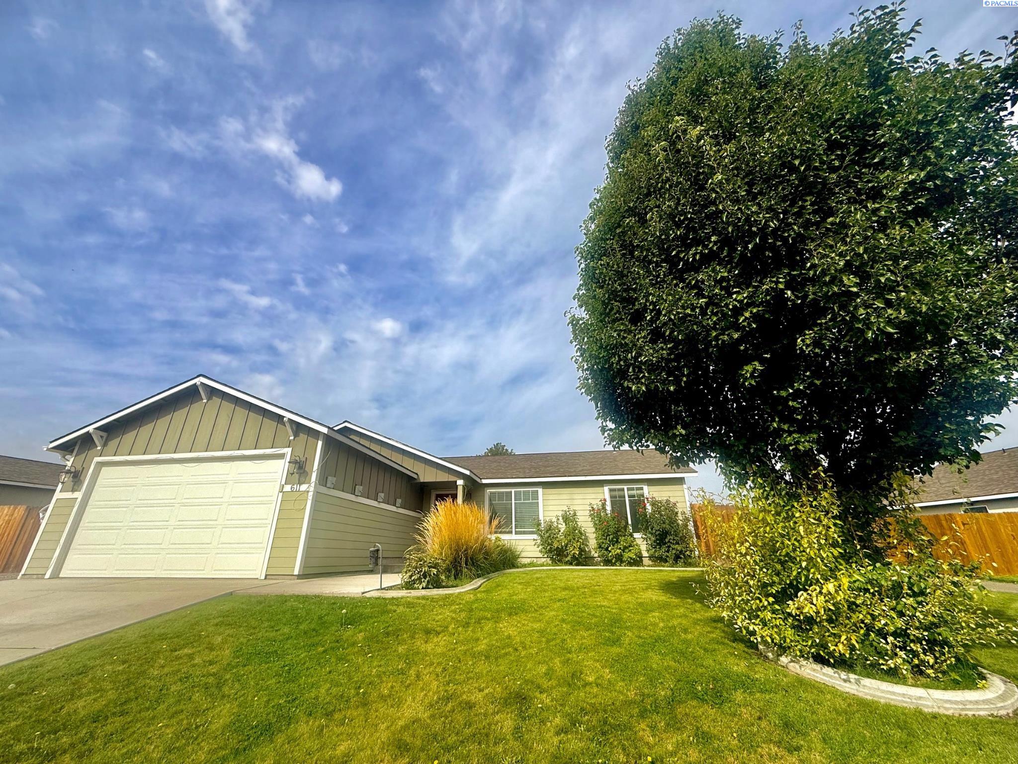 611 Botaka Loop — photo