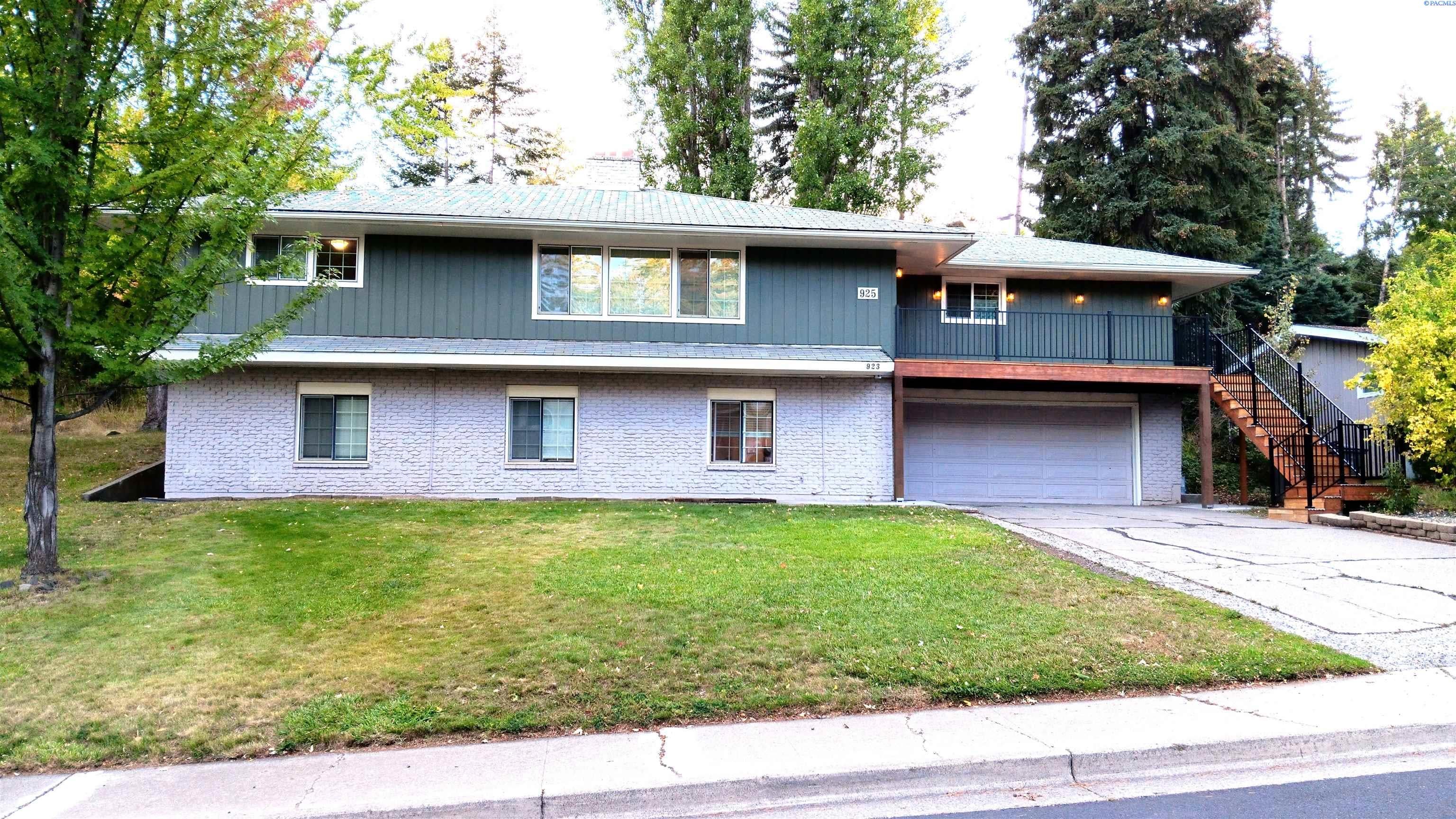 925 City View SW St — photo
