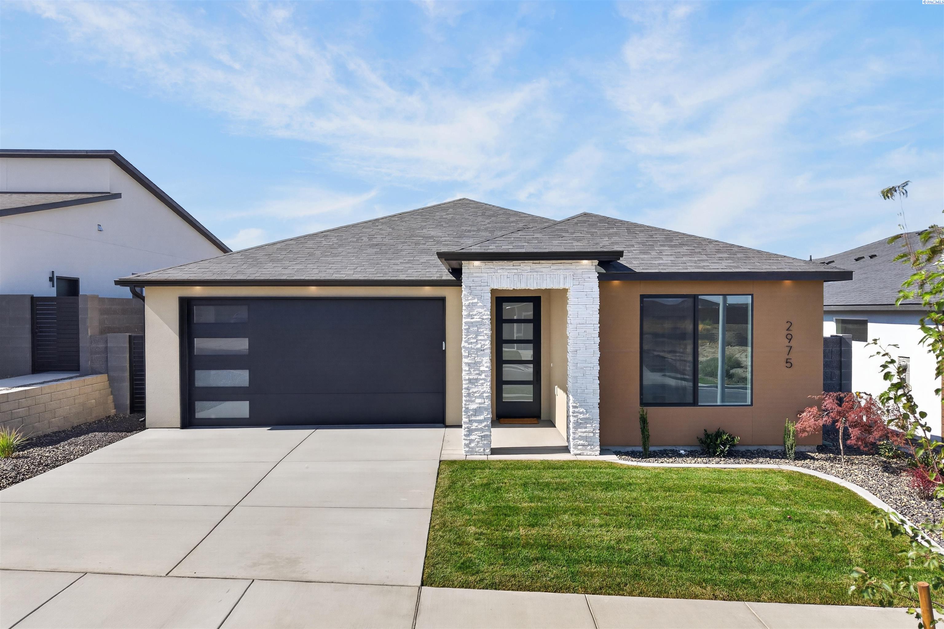 2975 Meadowlark Ave — photo