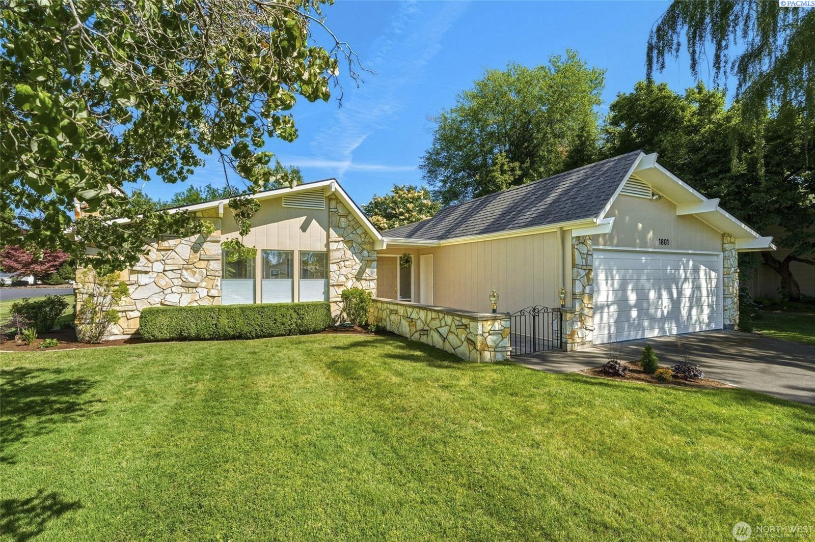 1801 Crestline Drive — photo