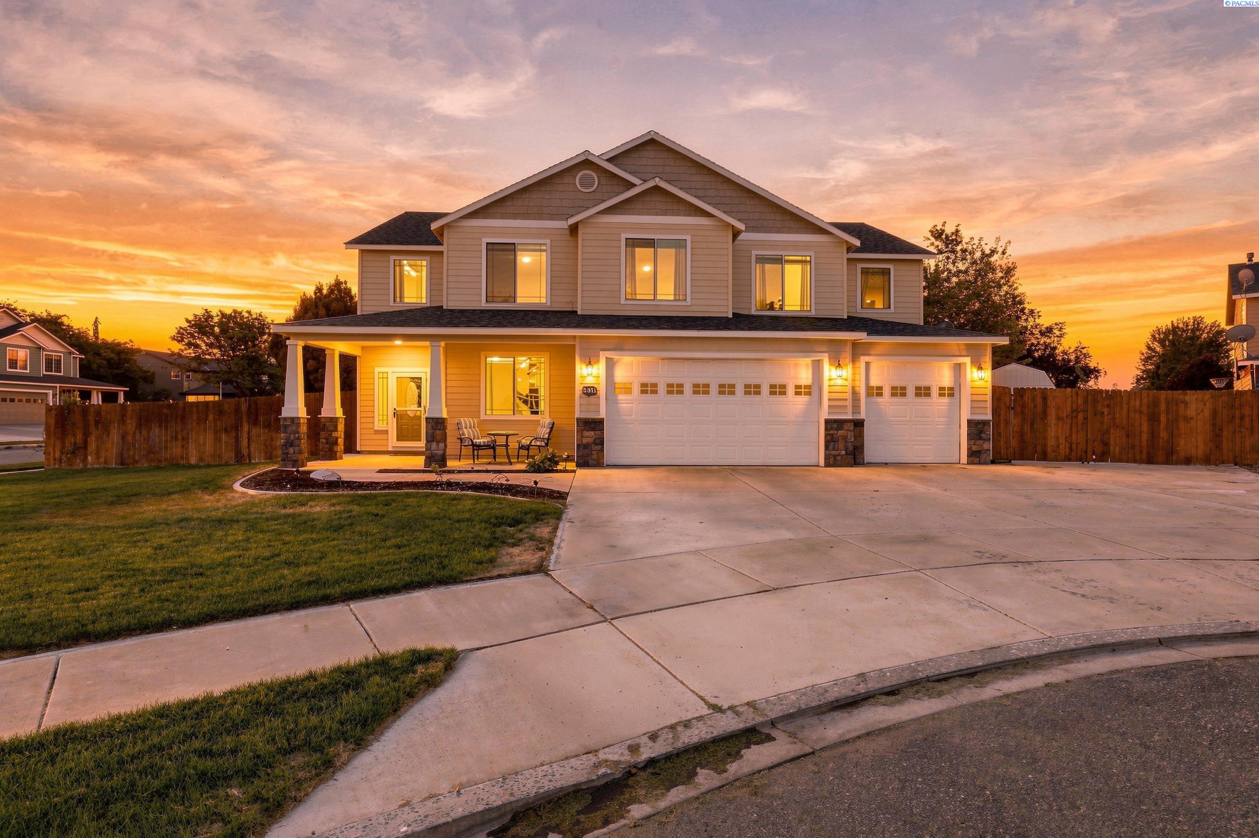 4811 Galicia Court — photo