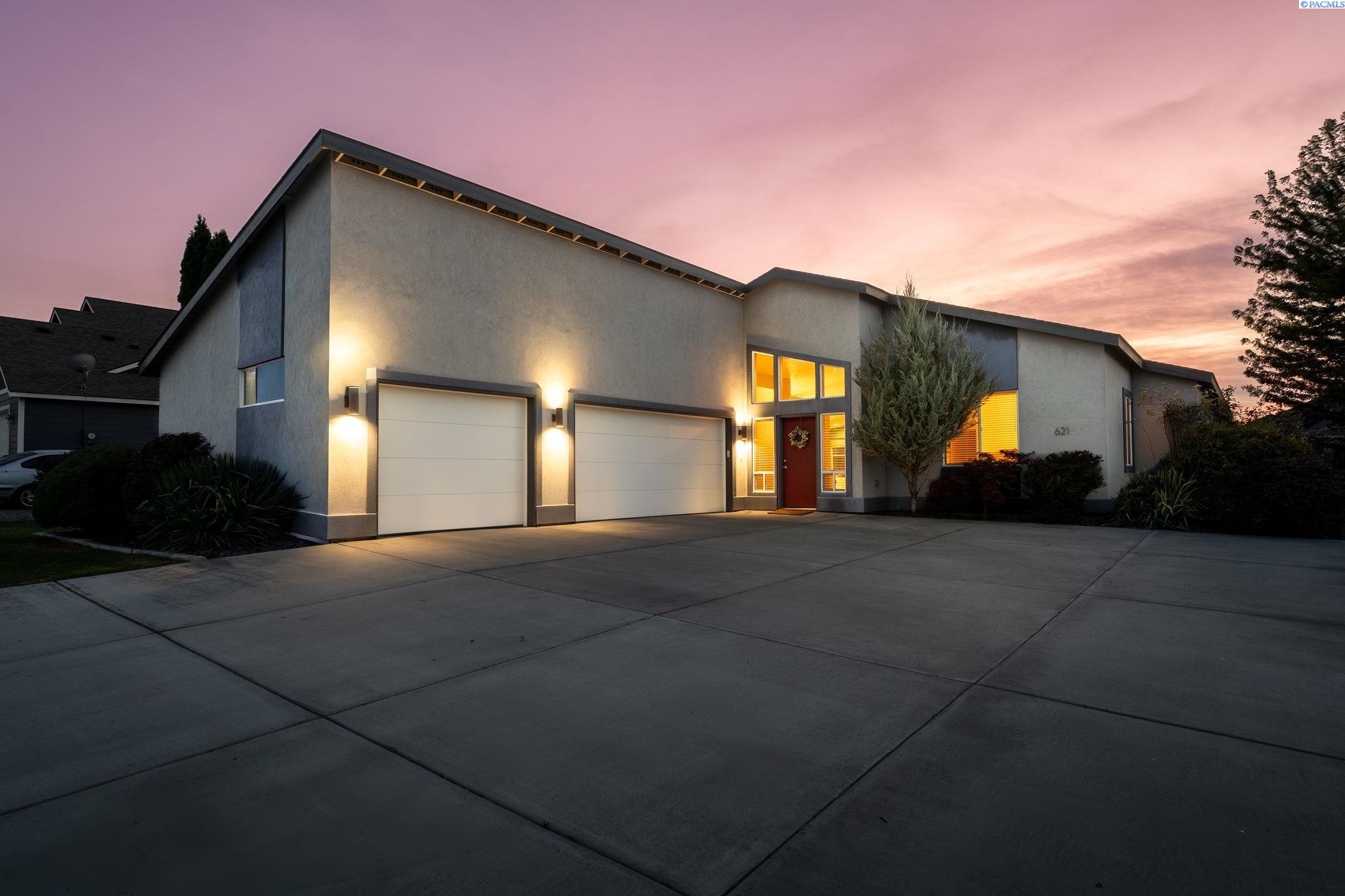 621 Pinnacle Drive — photo