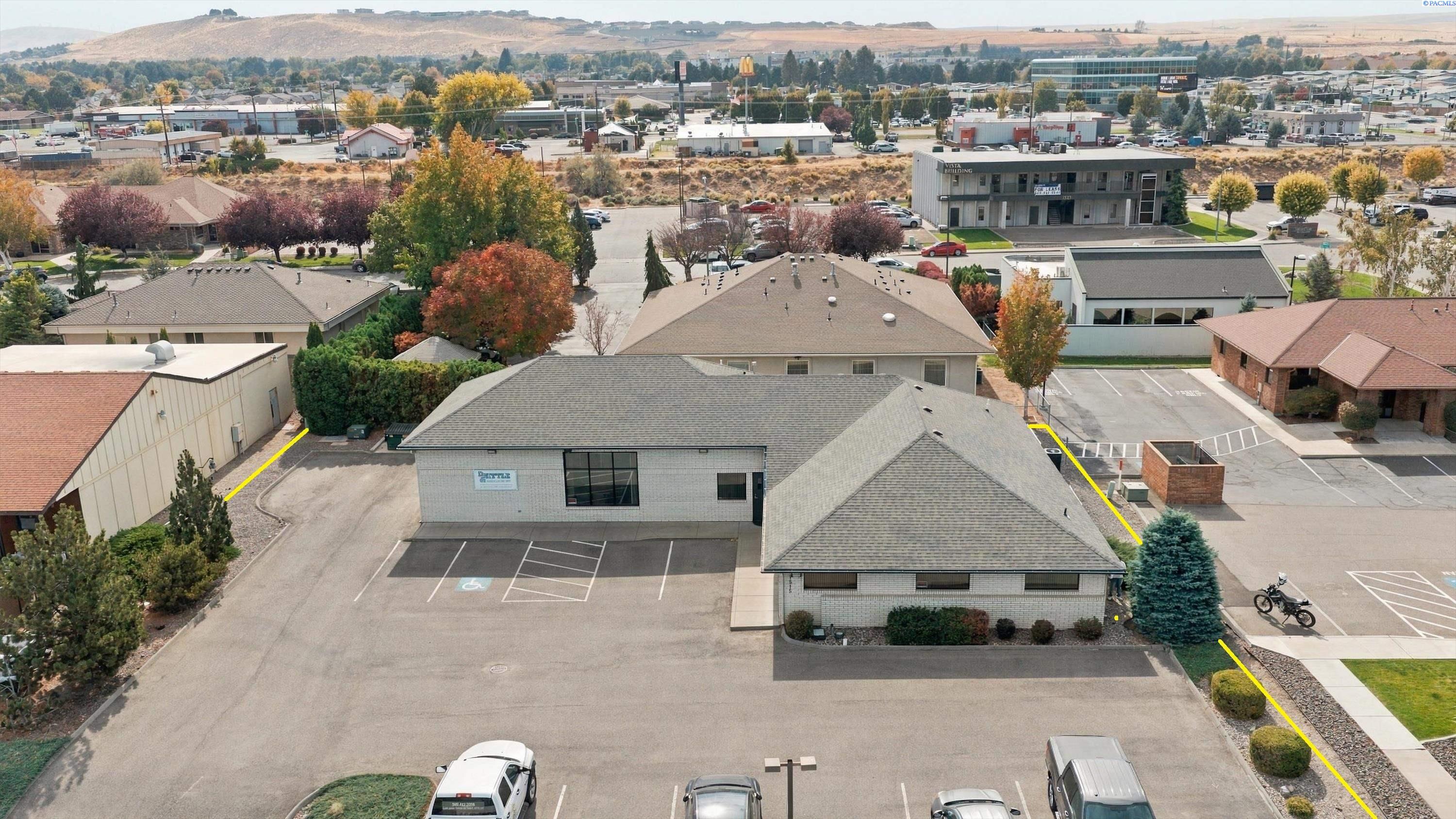 7515 W Deschutes Avenue — photo