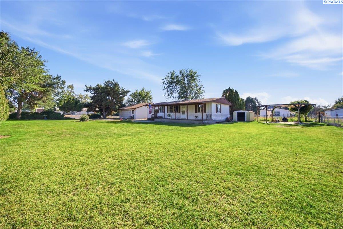 134 Ringhoff Road, Burbank, WA 99323 — photo 3