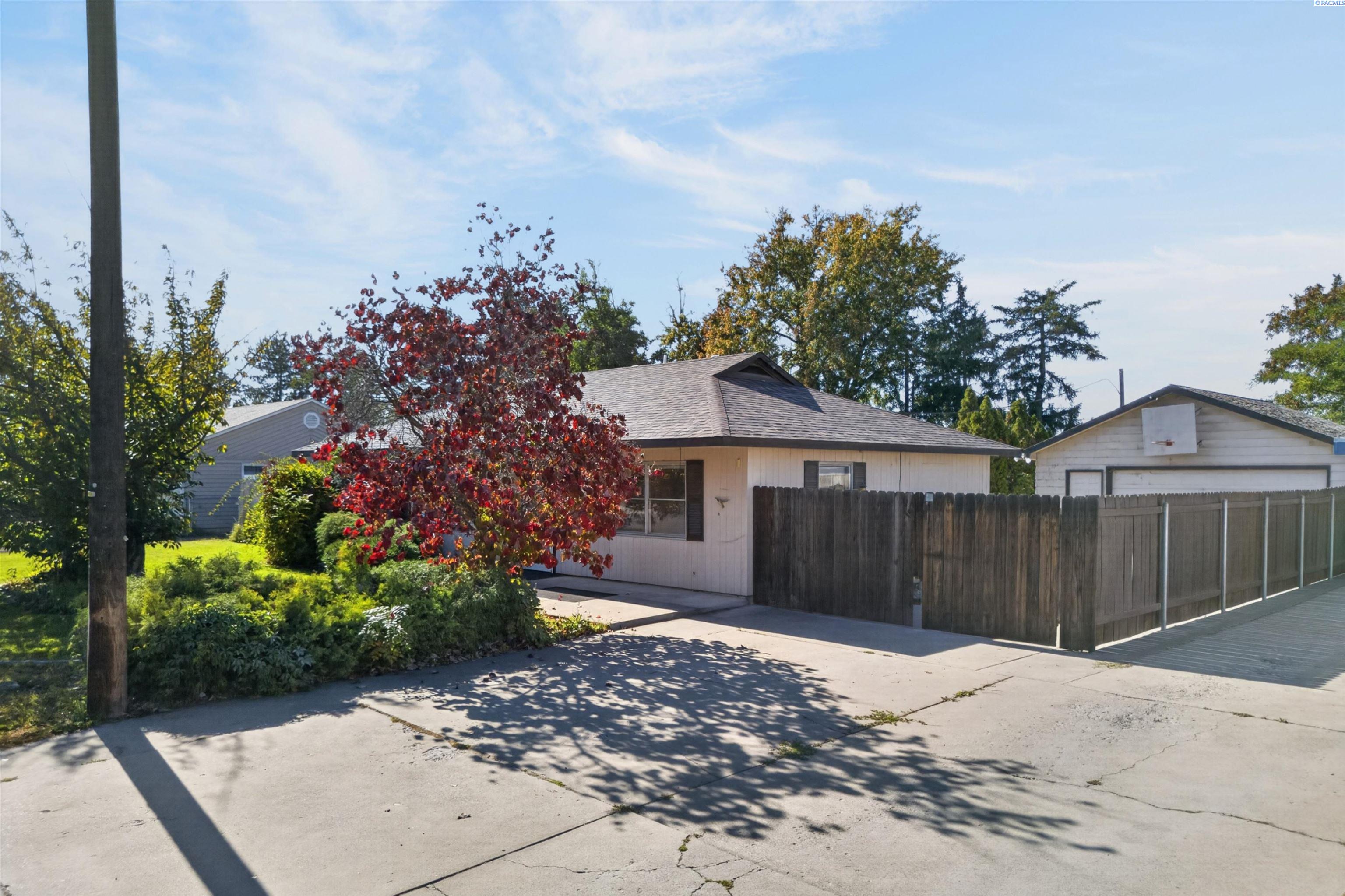 605 Cottonwood Drive — photo