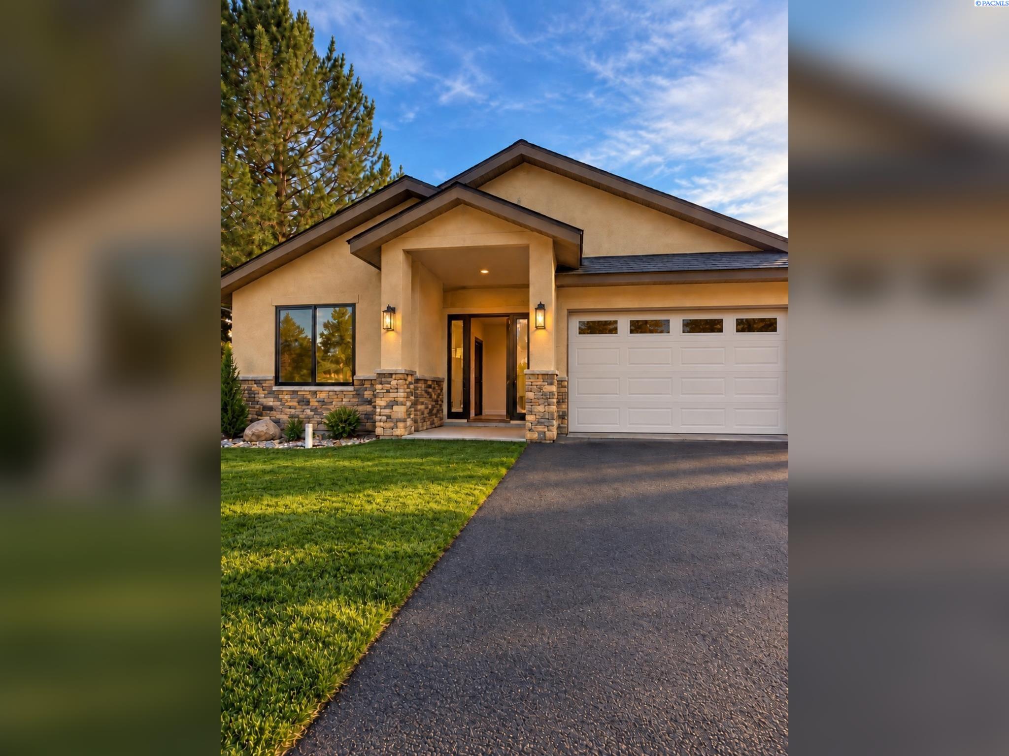 2539 Prestwick Drive — photo