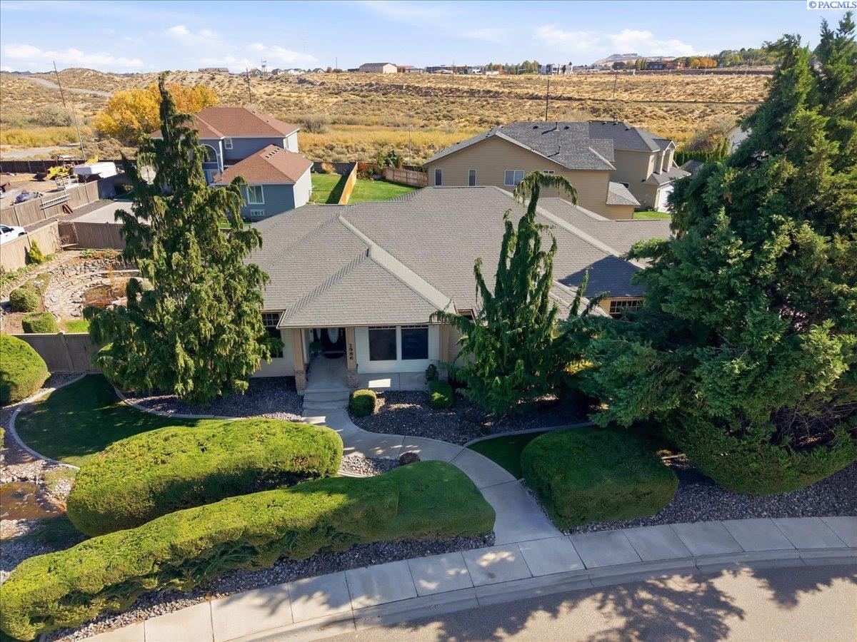 2986 Bruce Lee Lane — photo