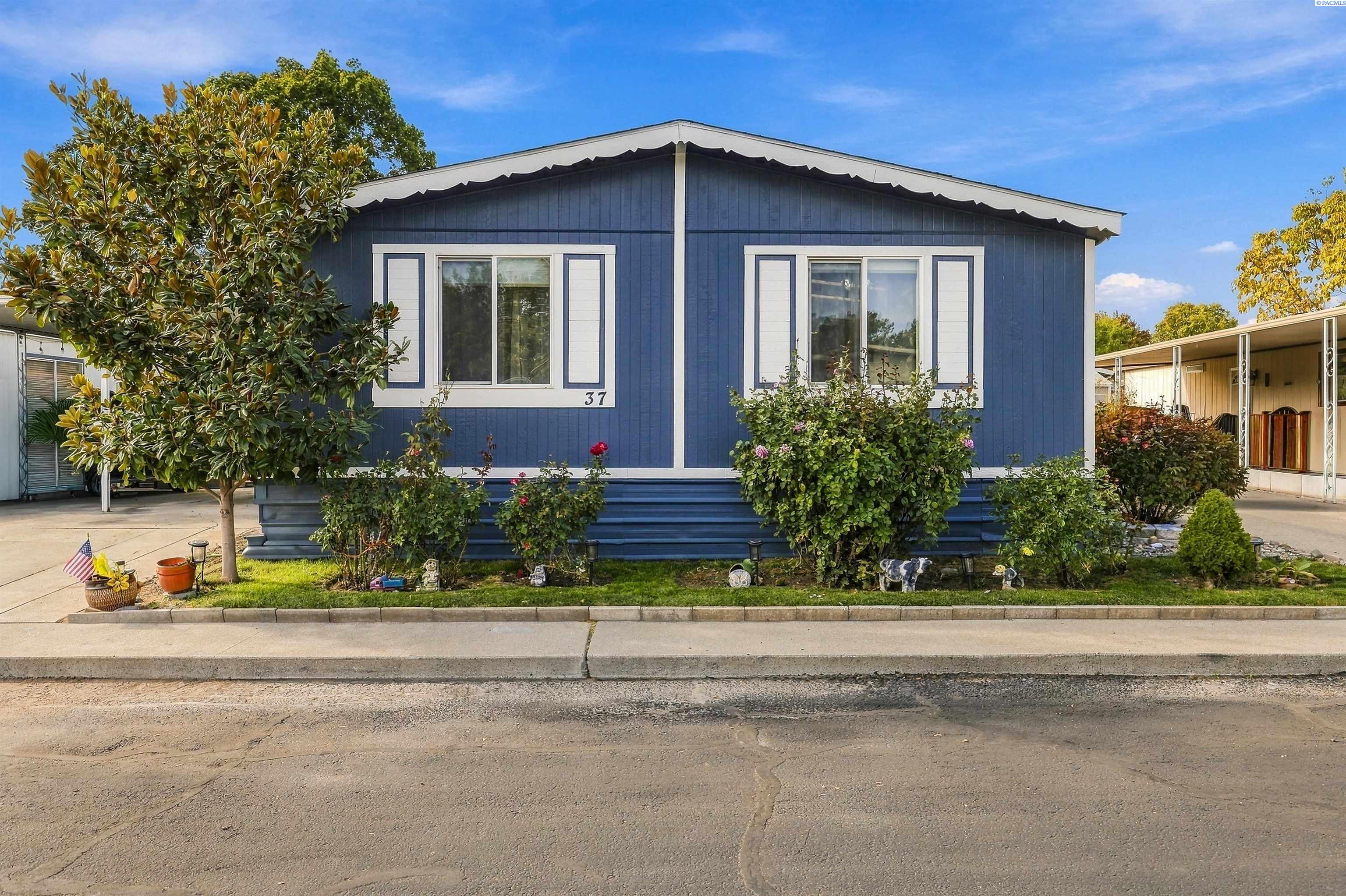 37 Mercury Drive — photo