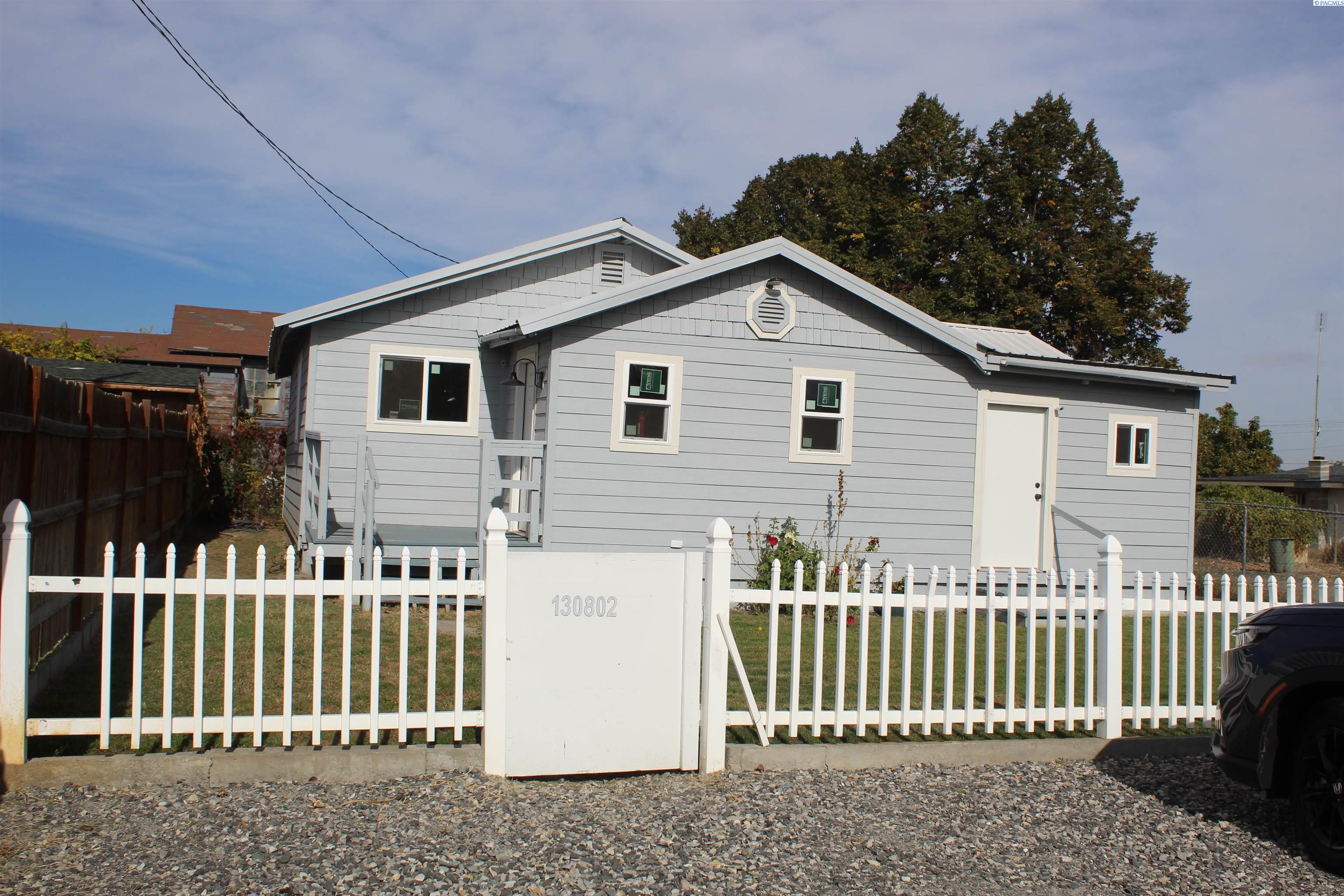 130802 W Johnson Road — photo