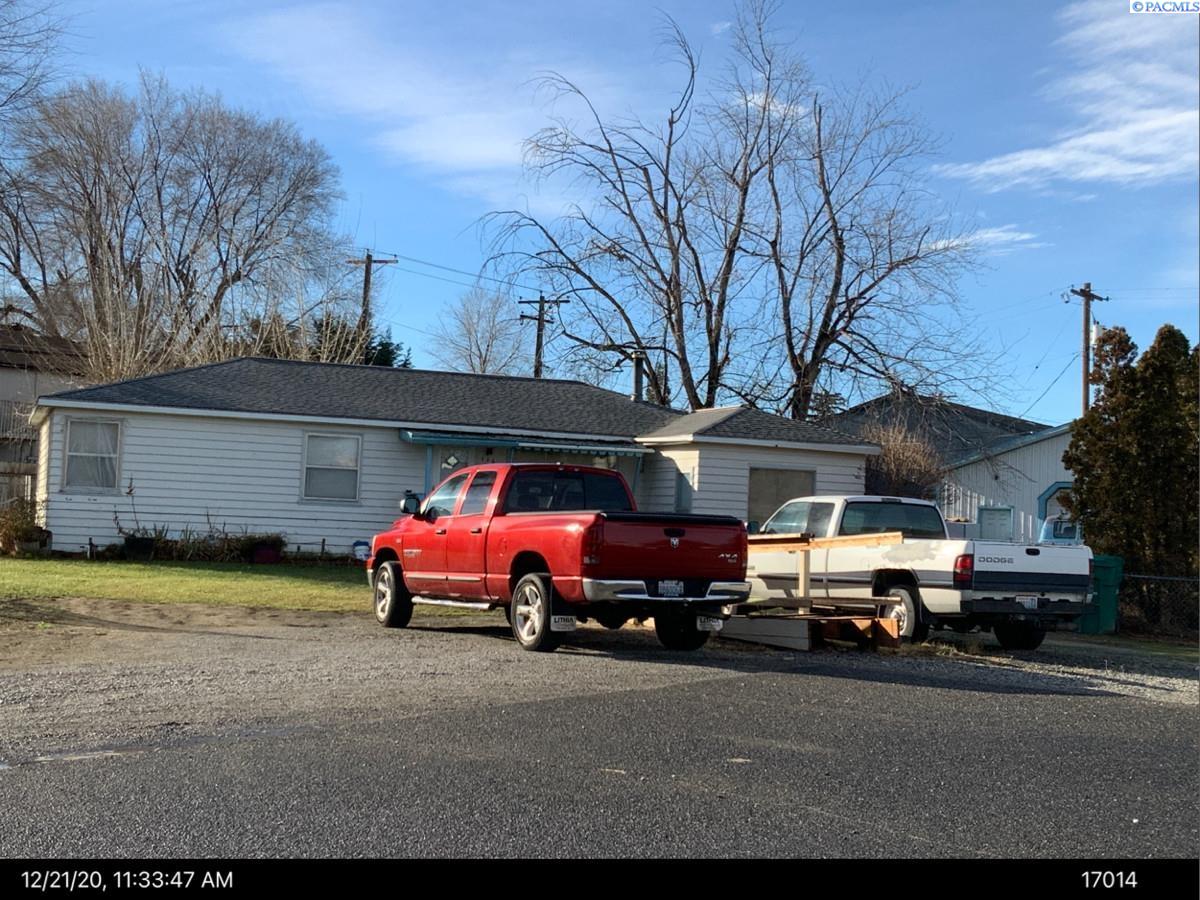126 S Johnson — photo