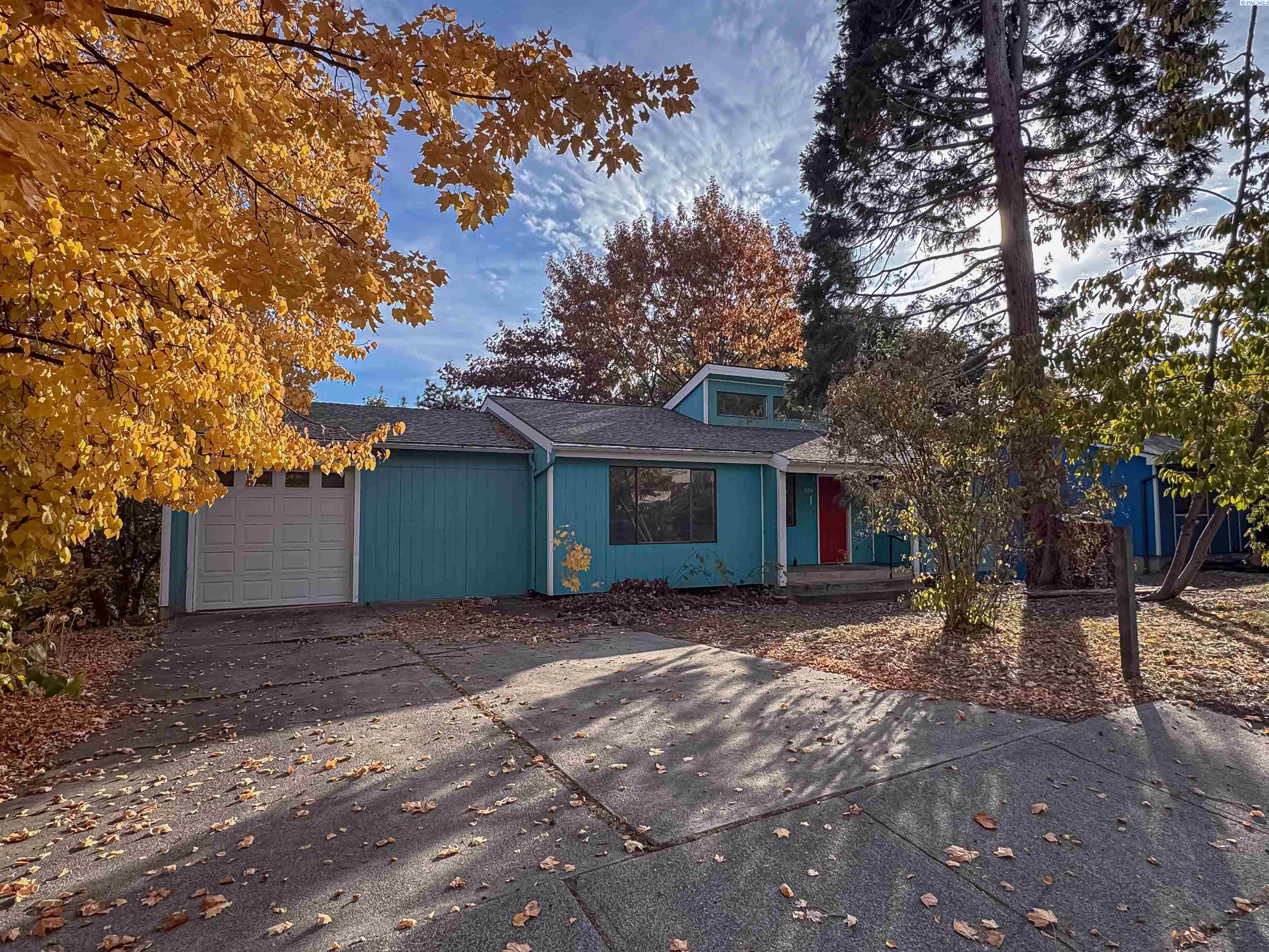 325 NW Dillon Street — photo