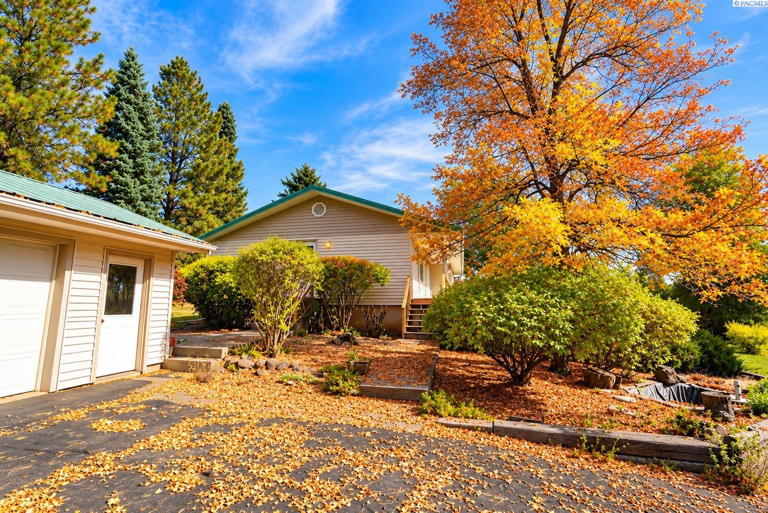 202 Weber Road, Pullman, WA 99163 — photo 2