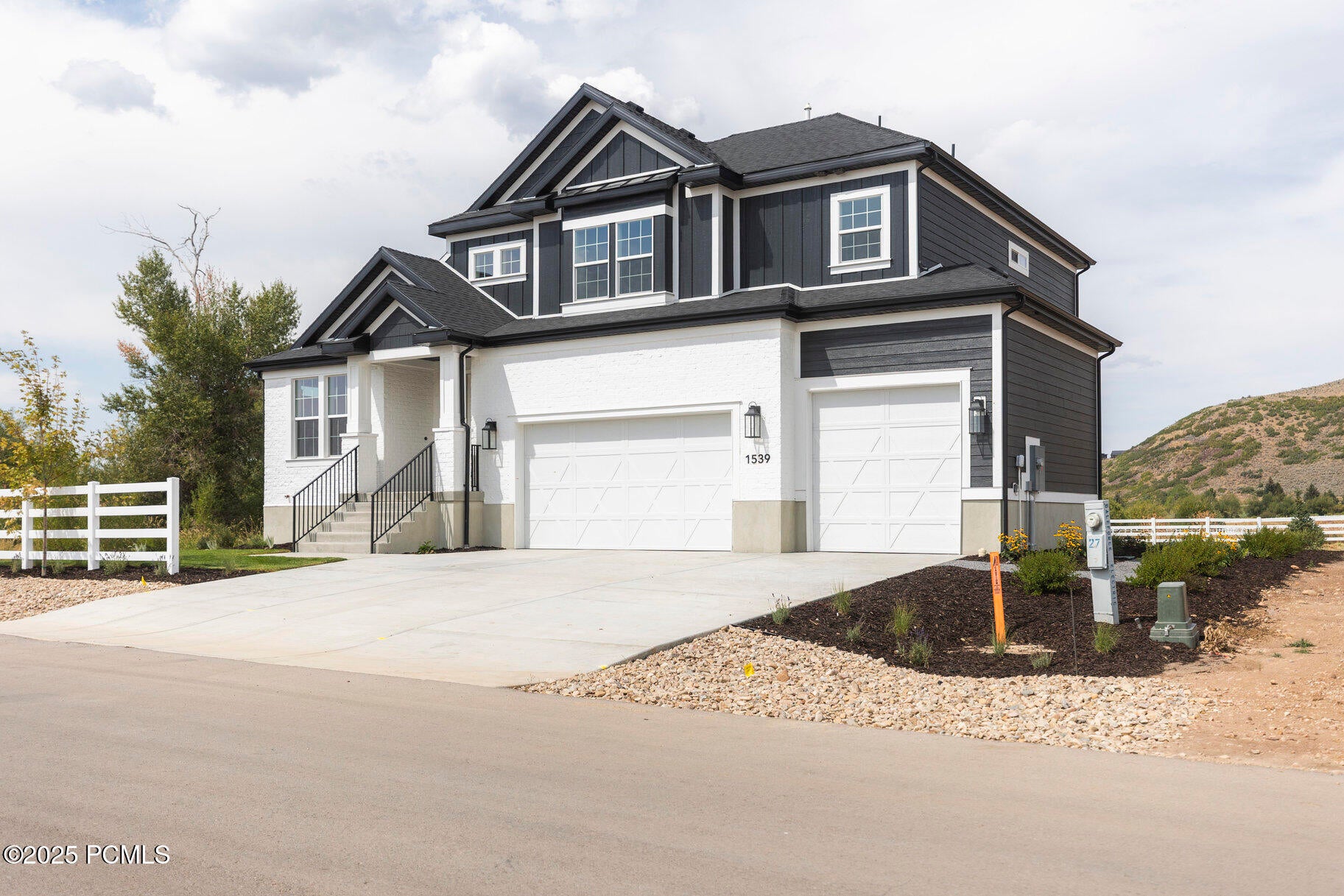 1539 Rocky Mountain Way — photo