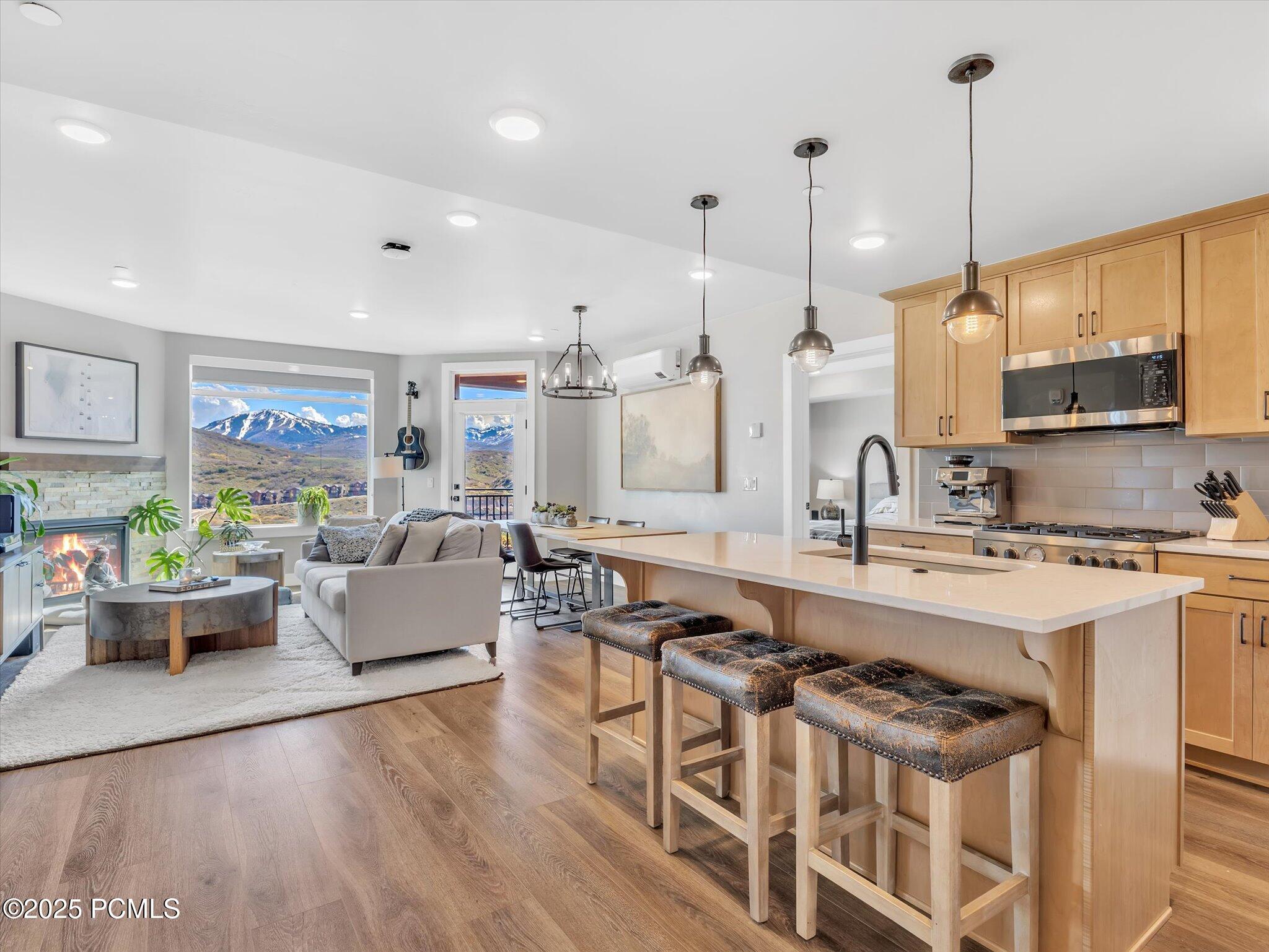 909 W Peace Tree Trail 203 — photo