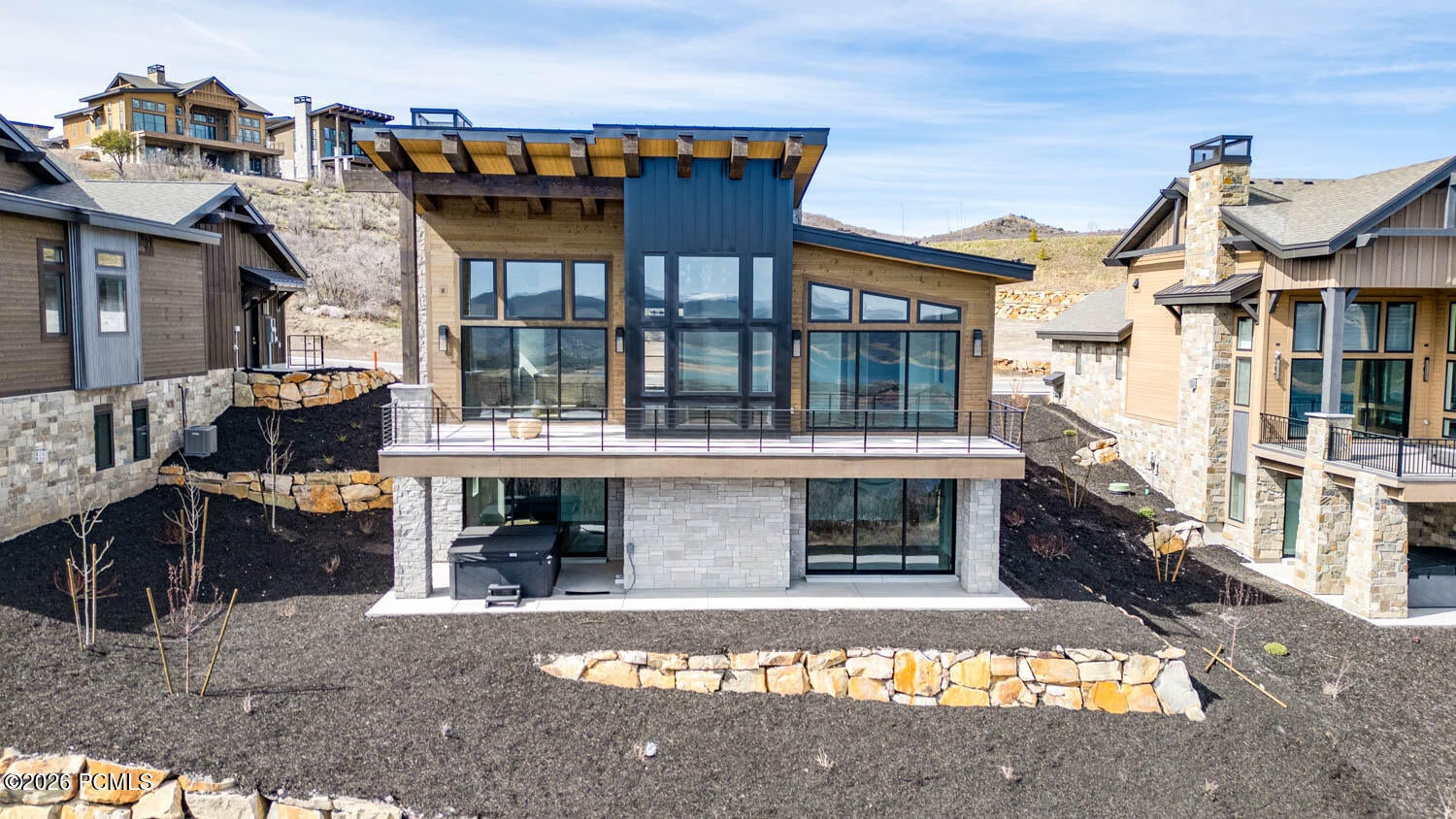 1561 W Crystal View Court — photo