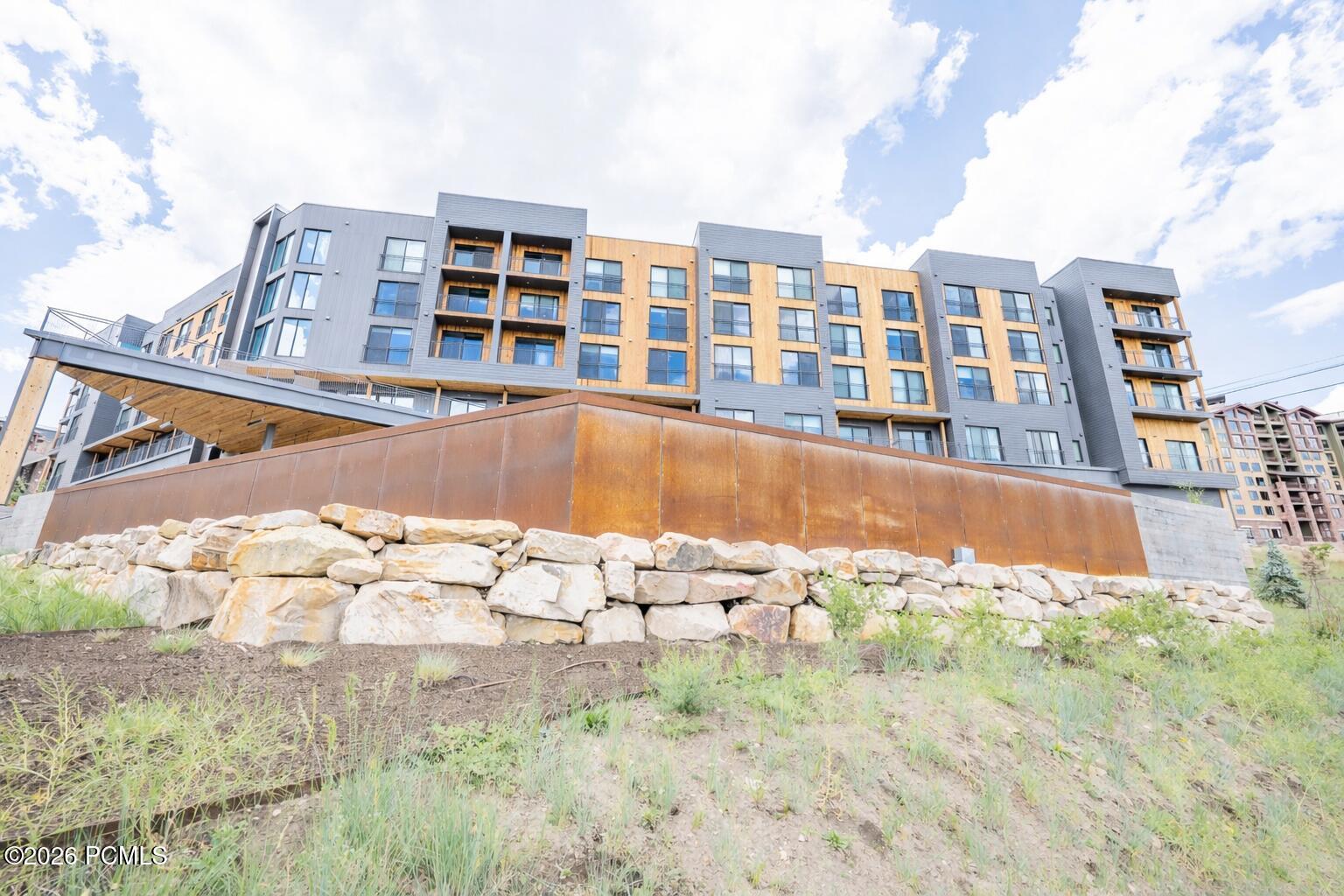 2670 W Canyons Resort Drive 310 — photo