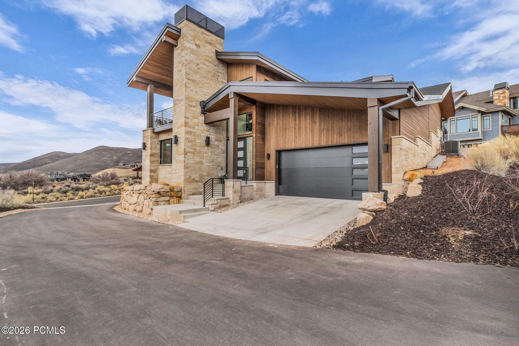 10740 N Hideout Trail — photo