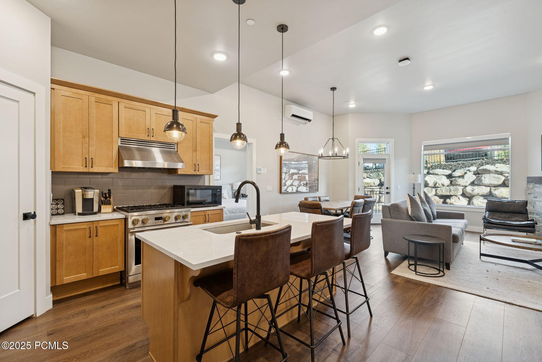 909 W Peace Tree Trail 304 — photo