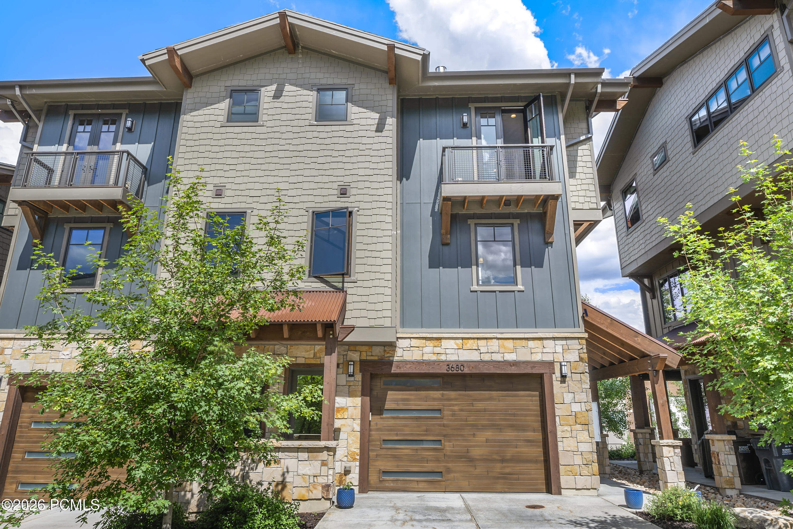 3680 Blackstone Drive — photo
