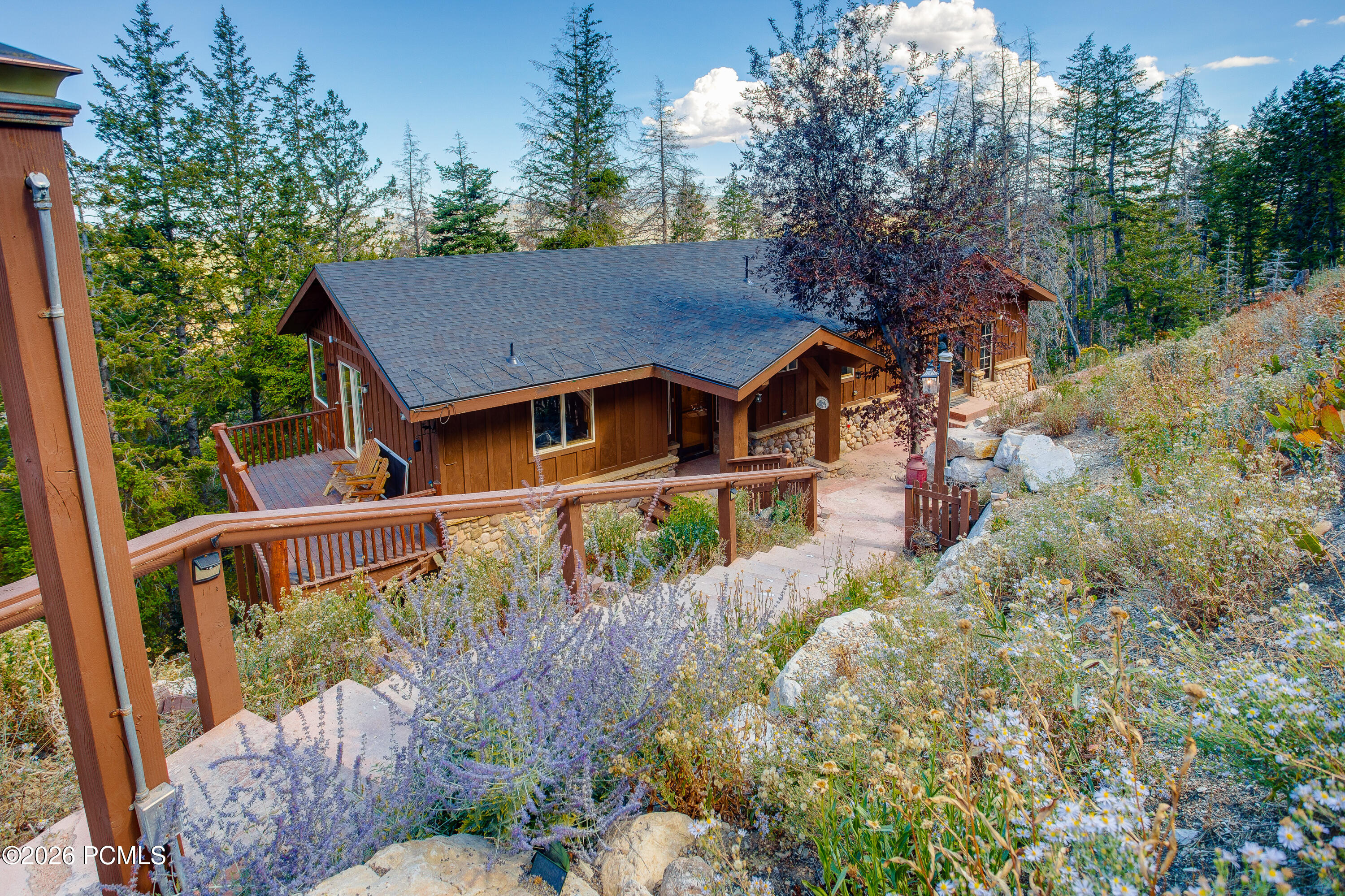 390 Matterhorn Drive — photo