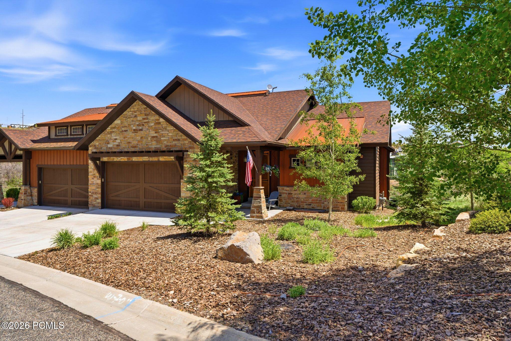 1748 E Longview Drive — photo