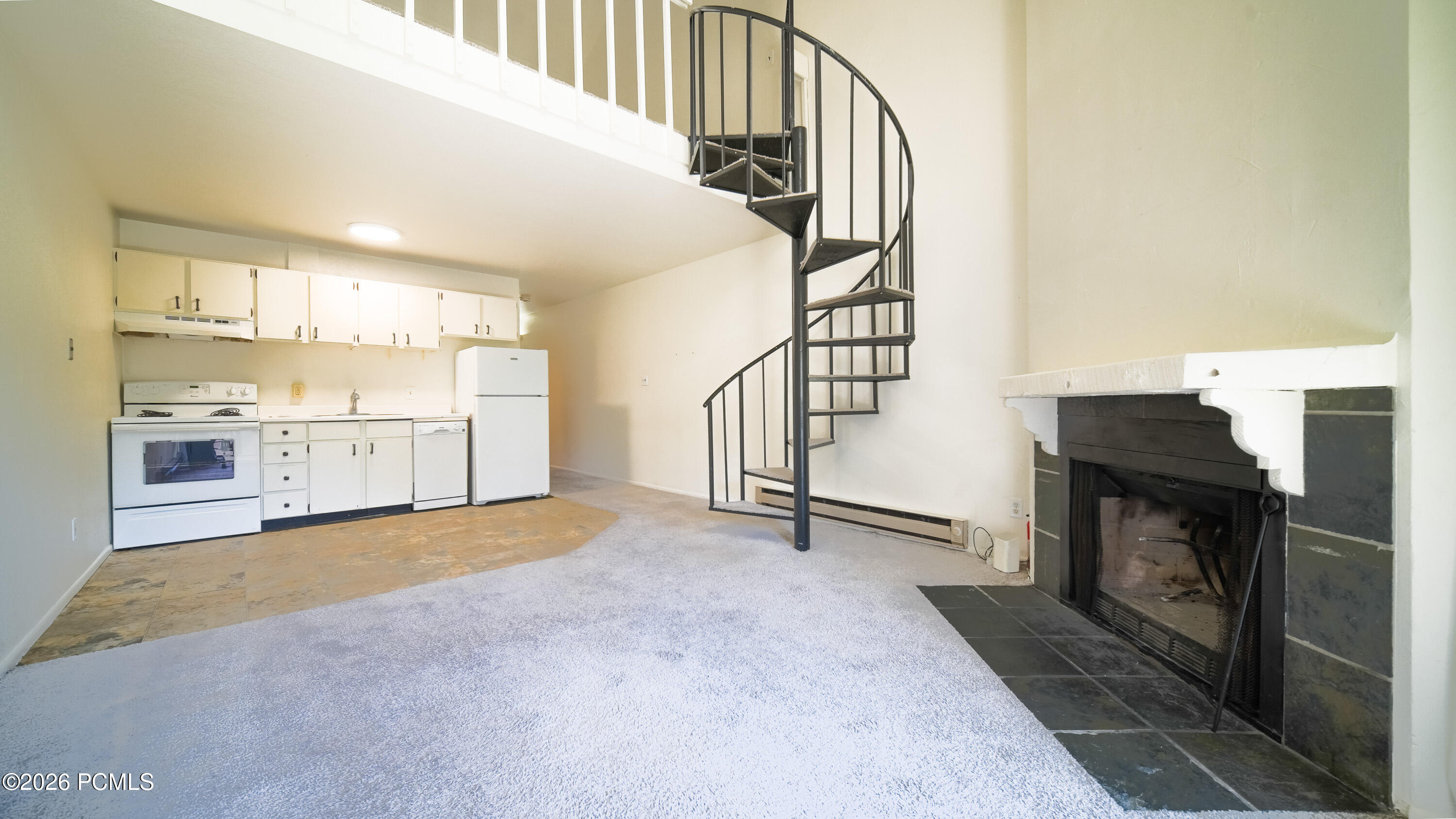 1530 Empire Avenue 303 — photo