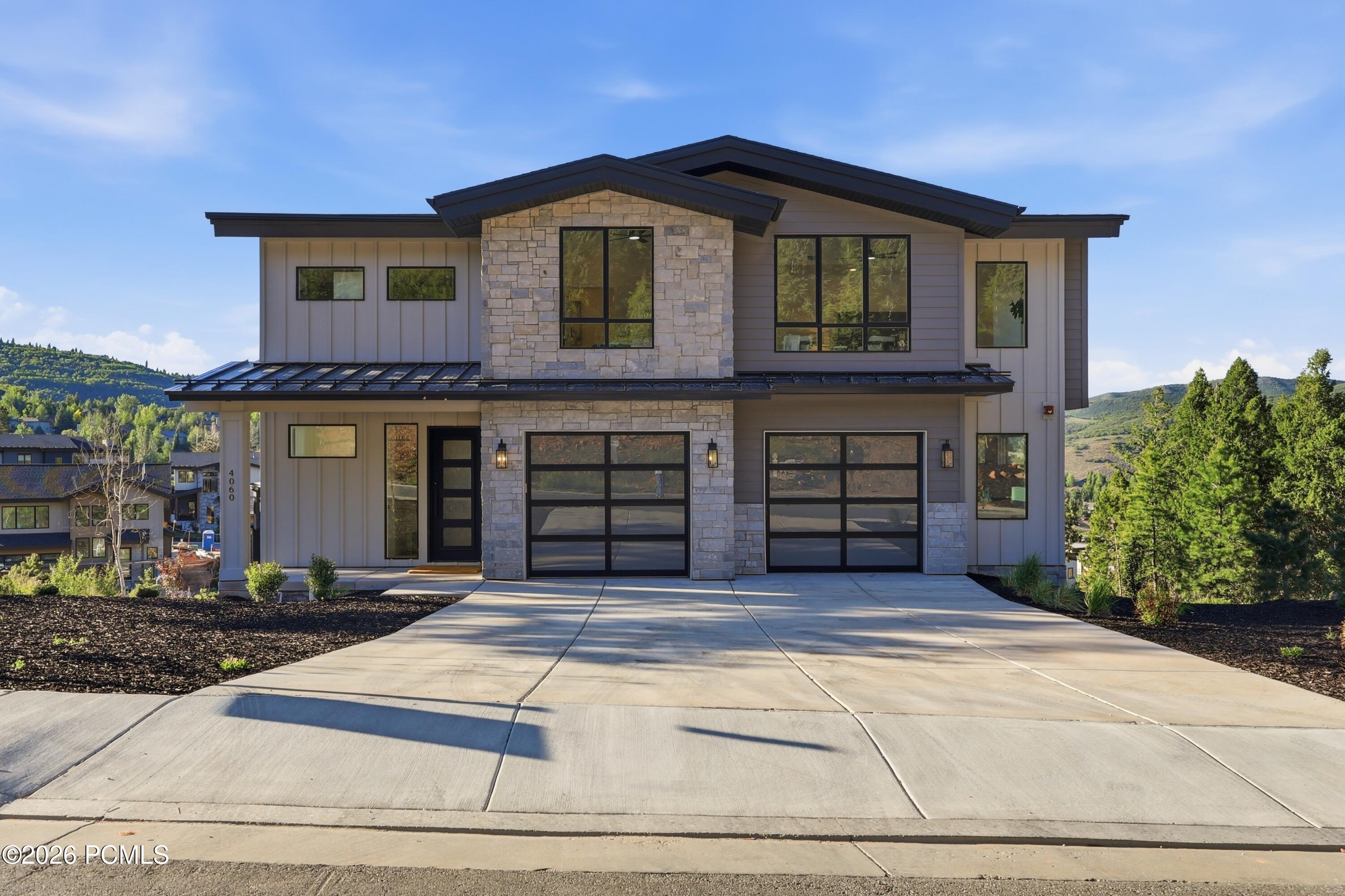 4060 W Crest Court — photo