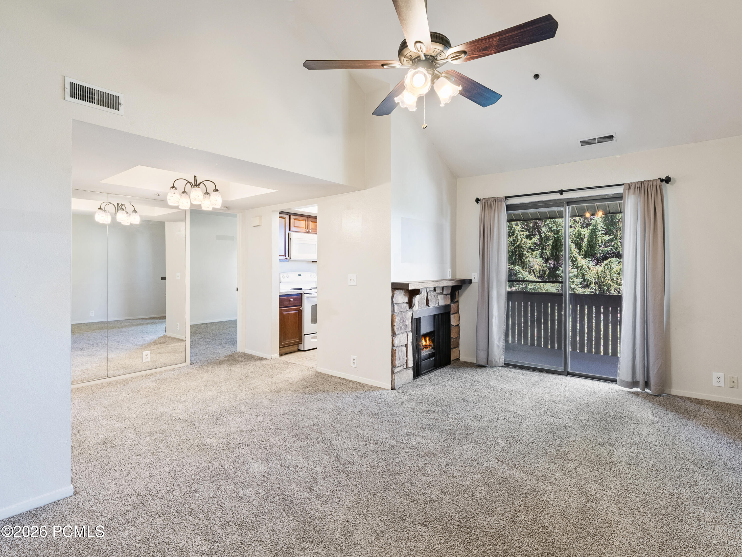 7065 N 2200 W 2F — photo
