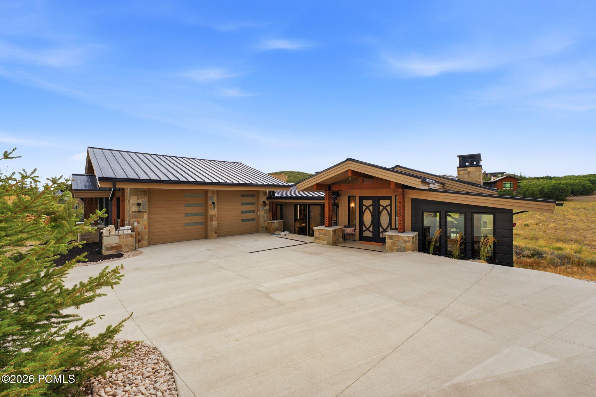 9452 N Vale View Circle — photo